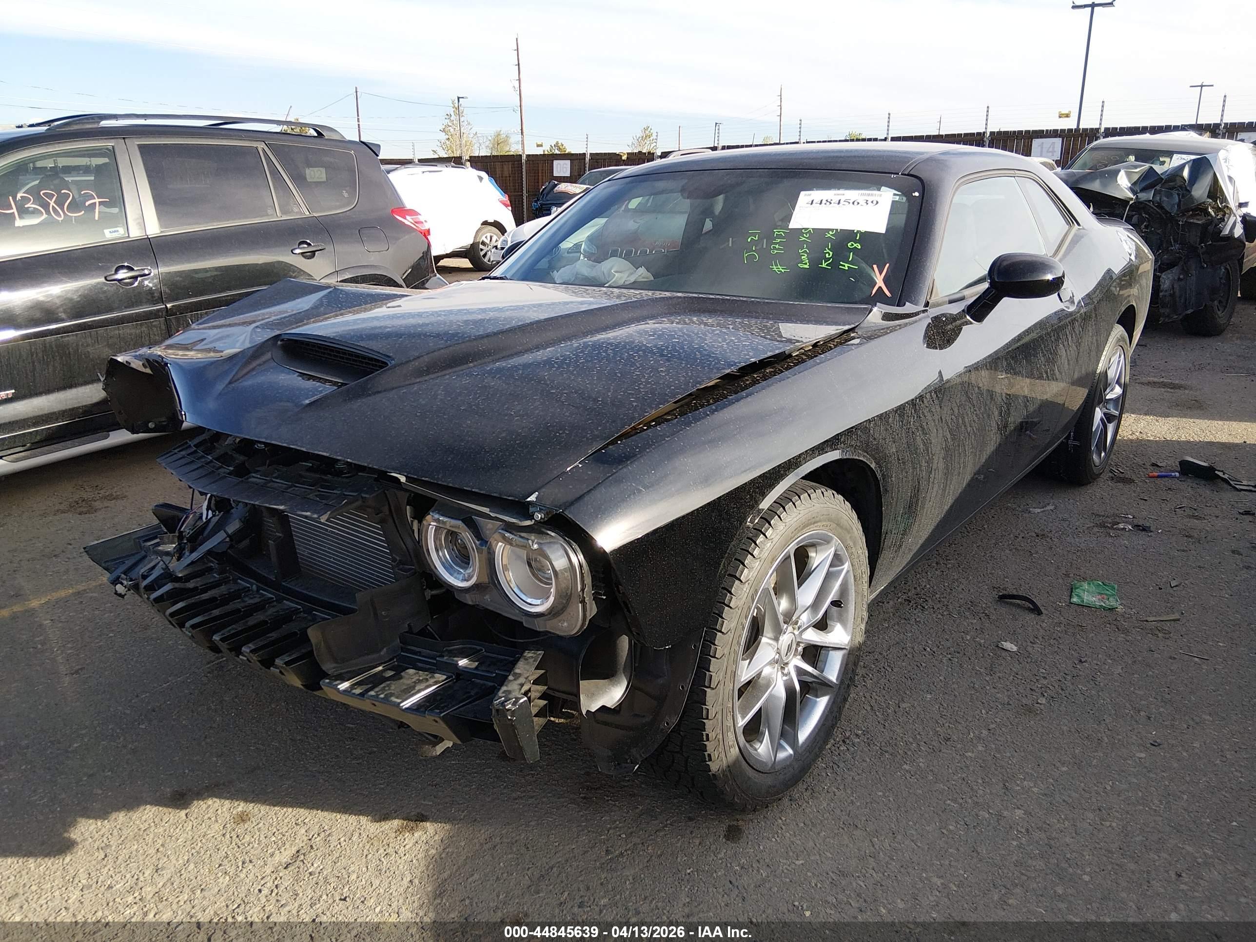 DODGE CHALLENGER image 2