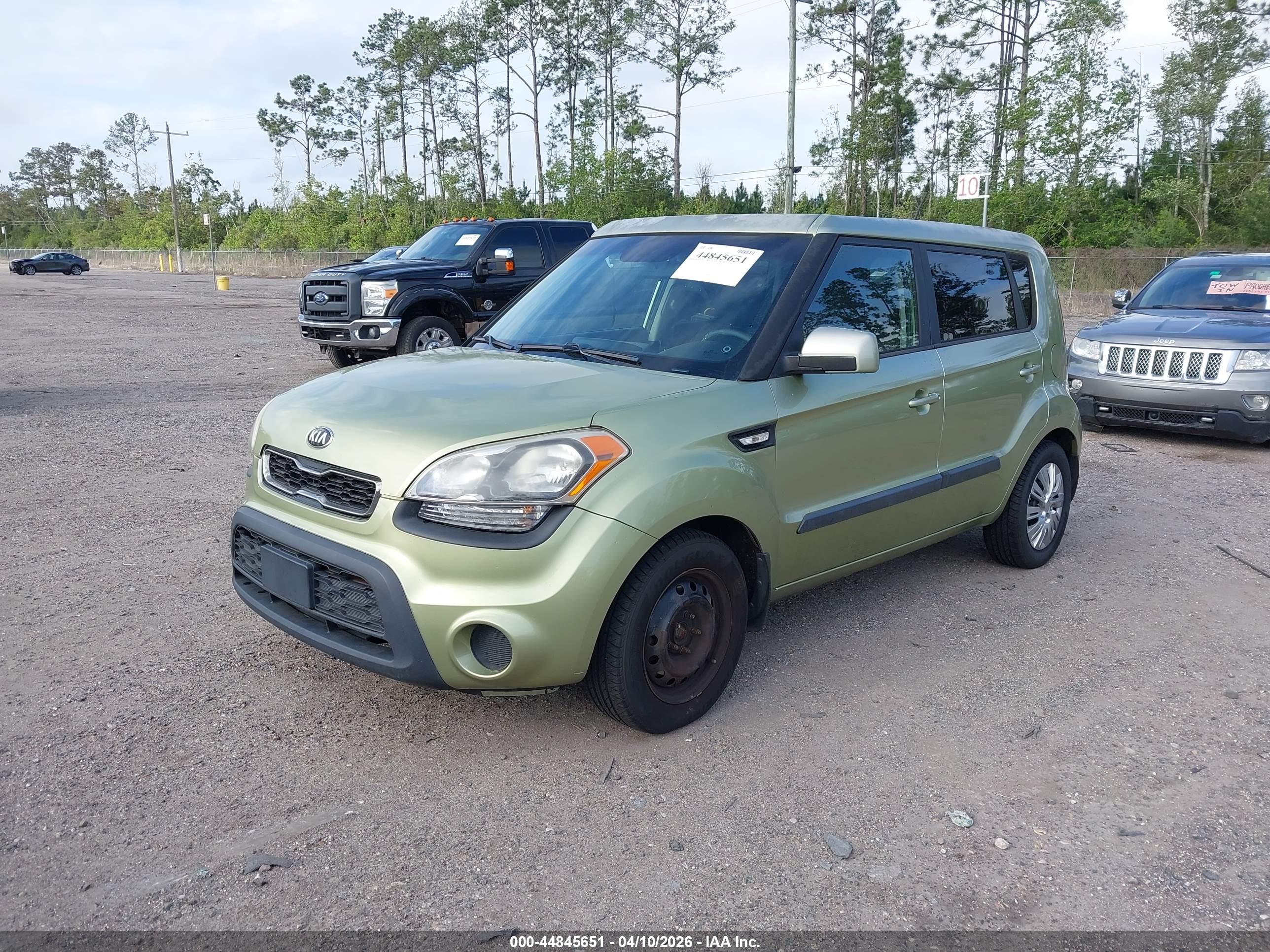 KIA SOUL image 2