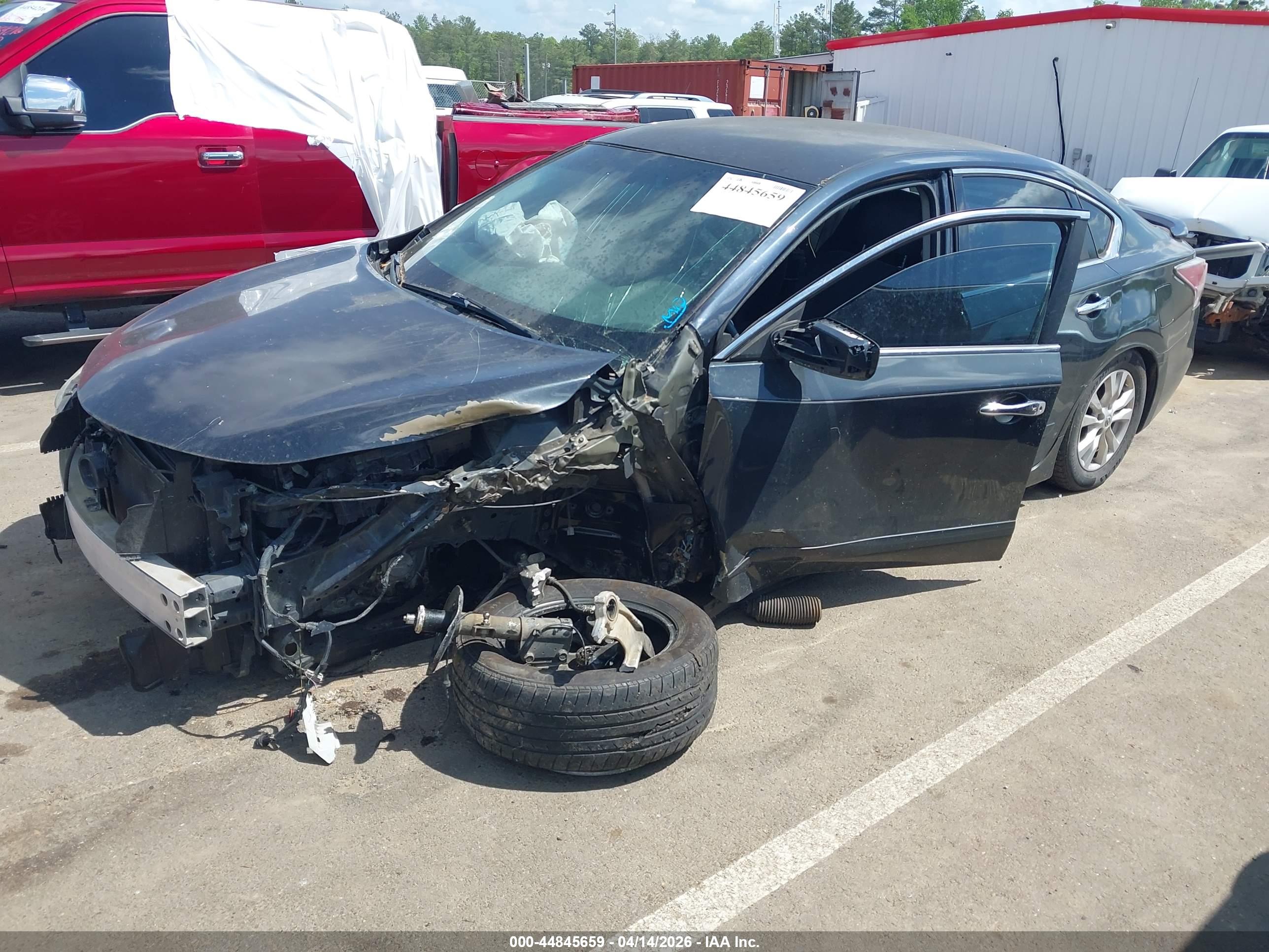 NISSAN ALTIMA image 2