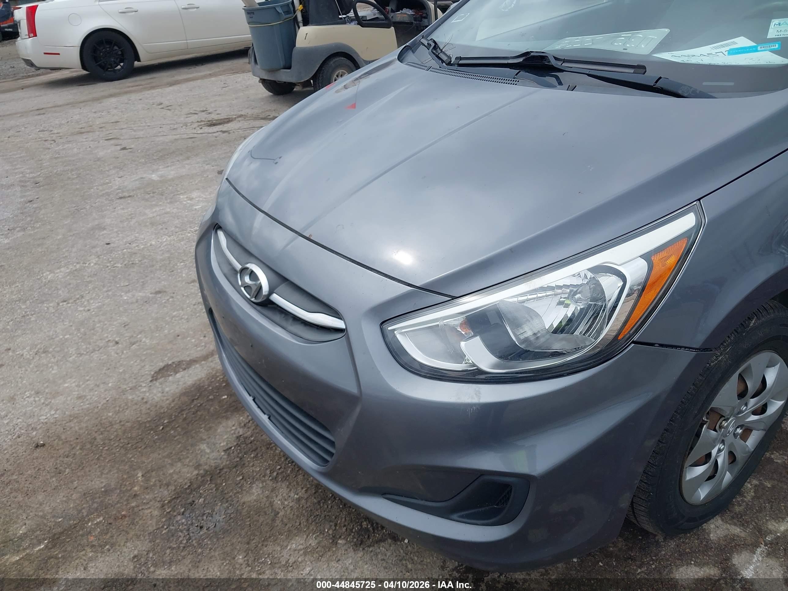 HYUNDAI ACCENT image 6