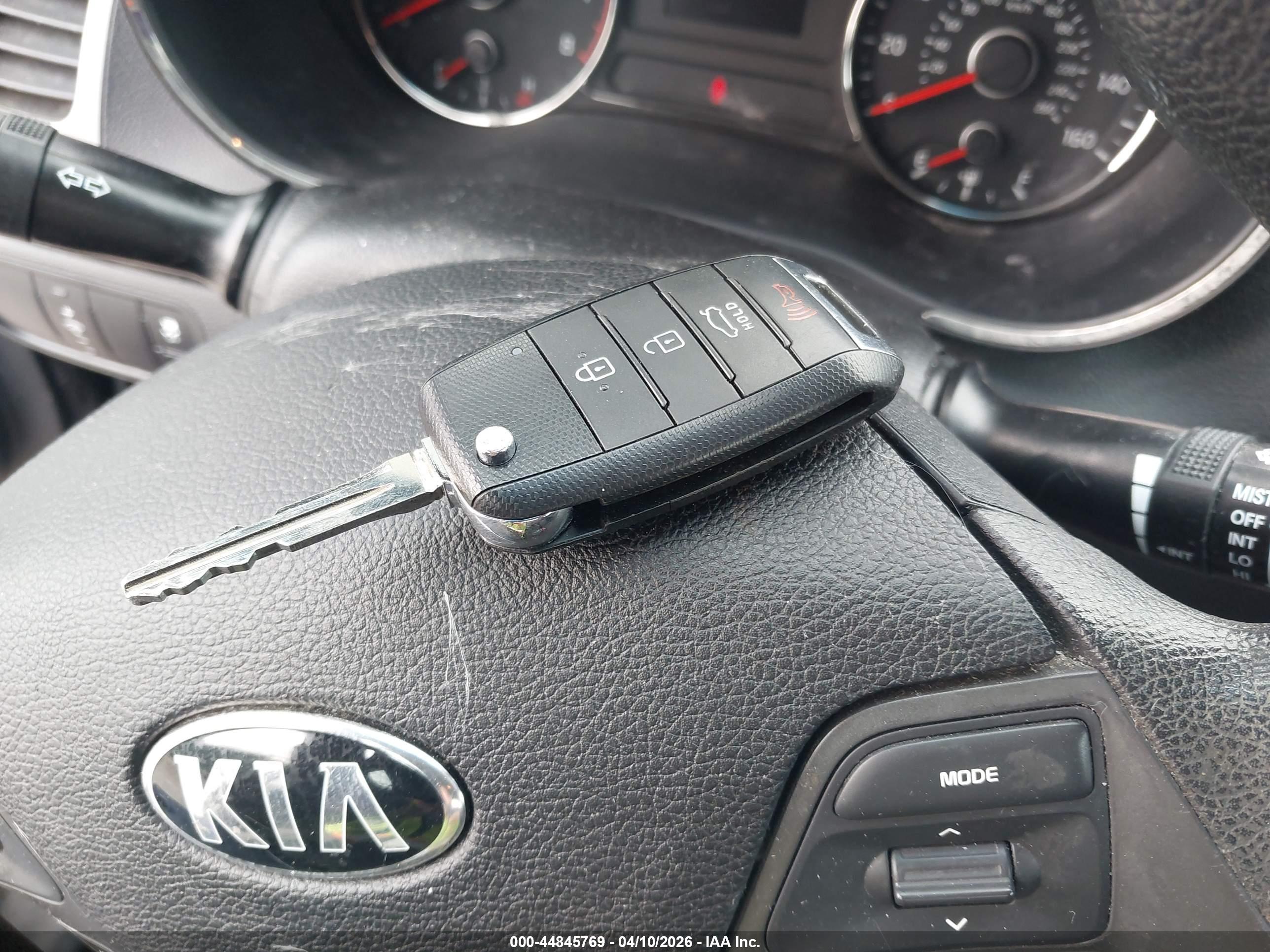 KIA FORTE image 11