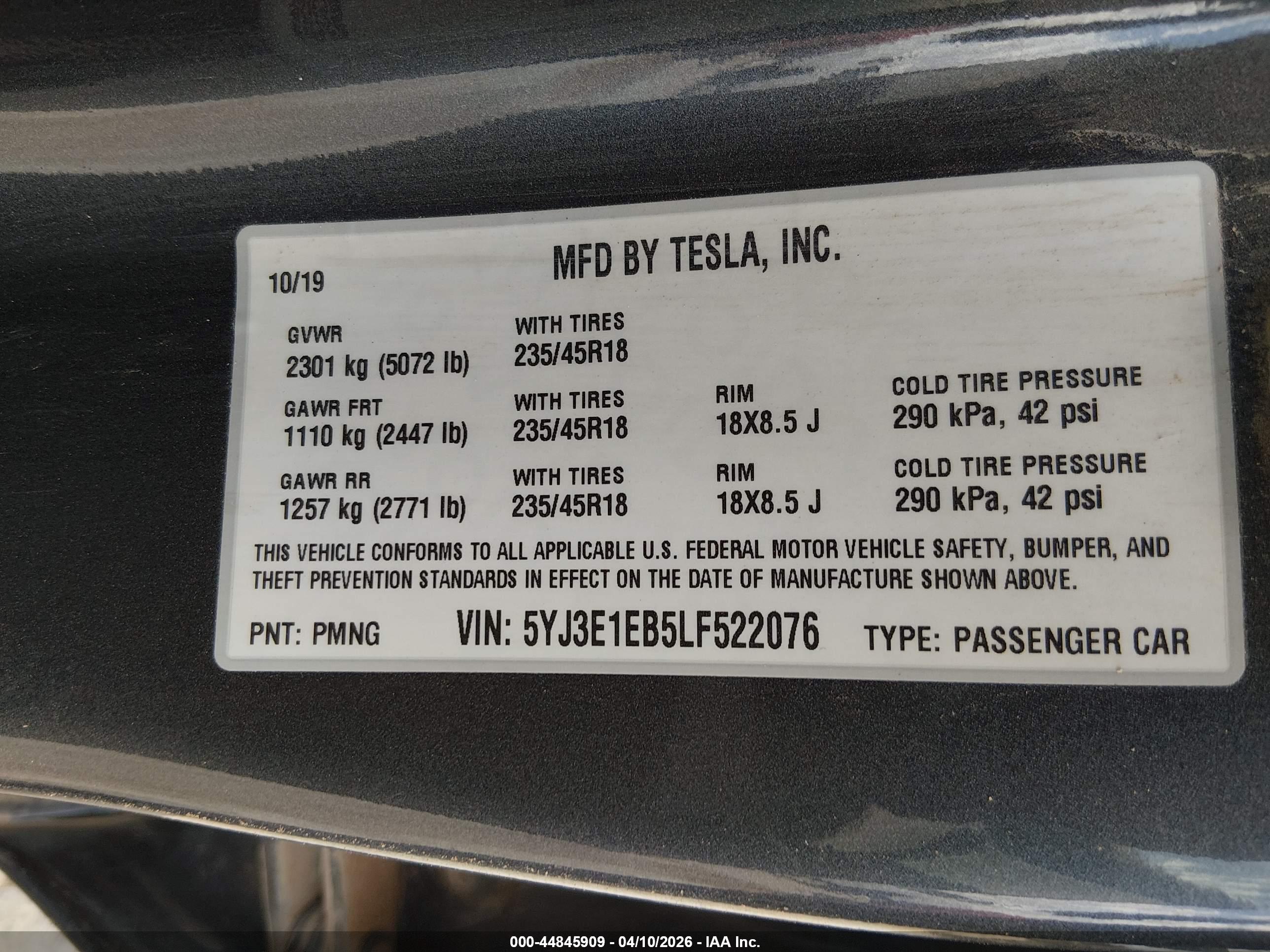 TESLA MODEL image 9