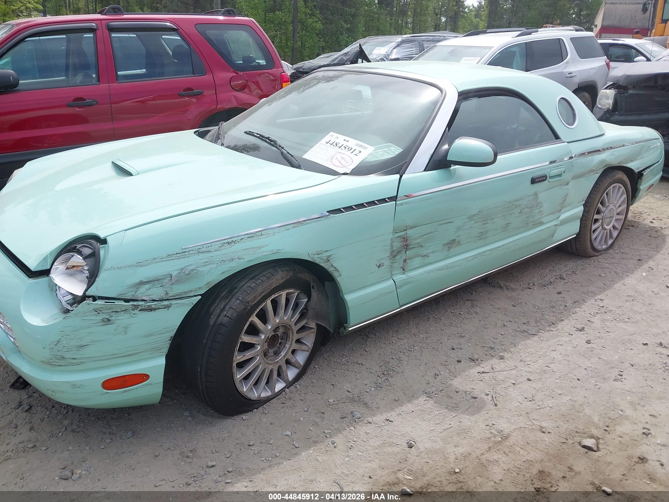 FORD THUNDERBIRD image 6