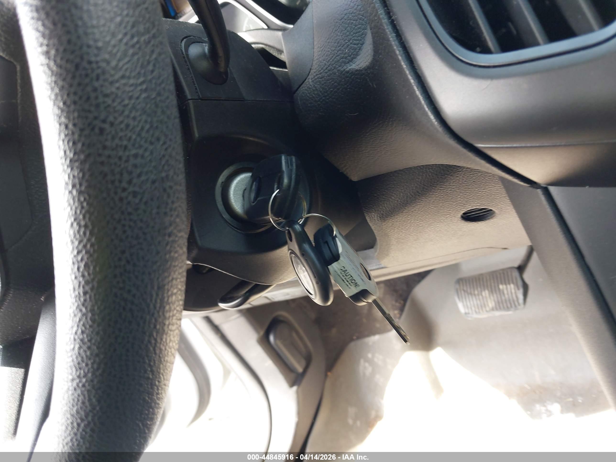 FORD FOCUS image 11