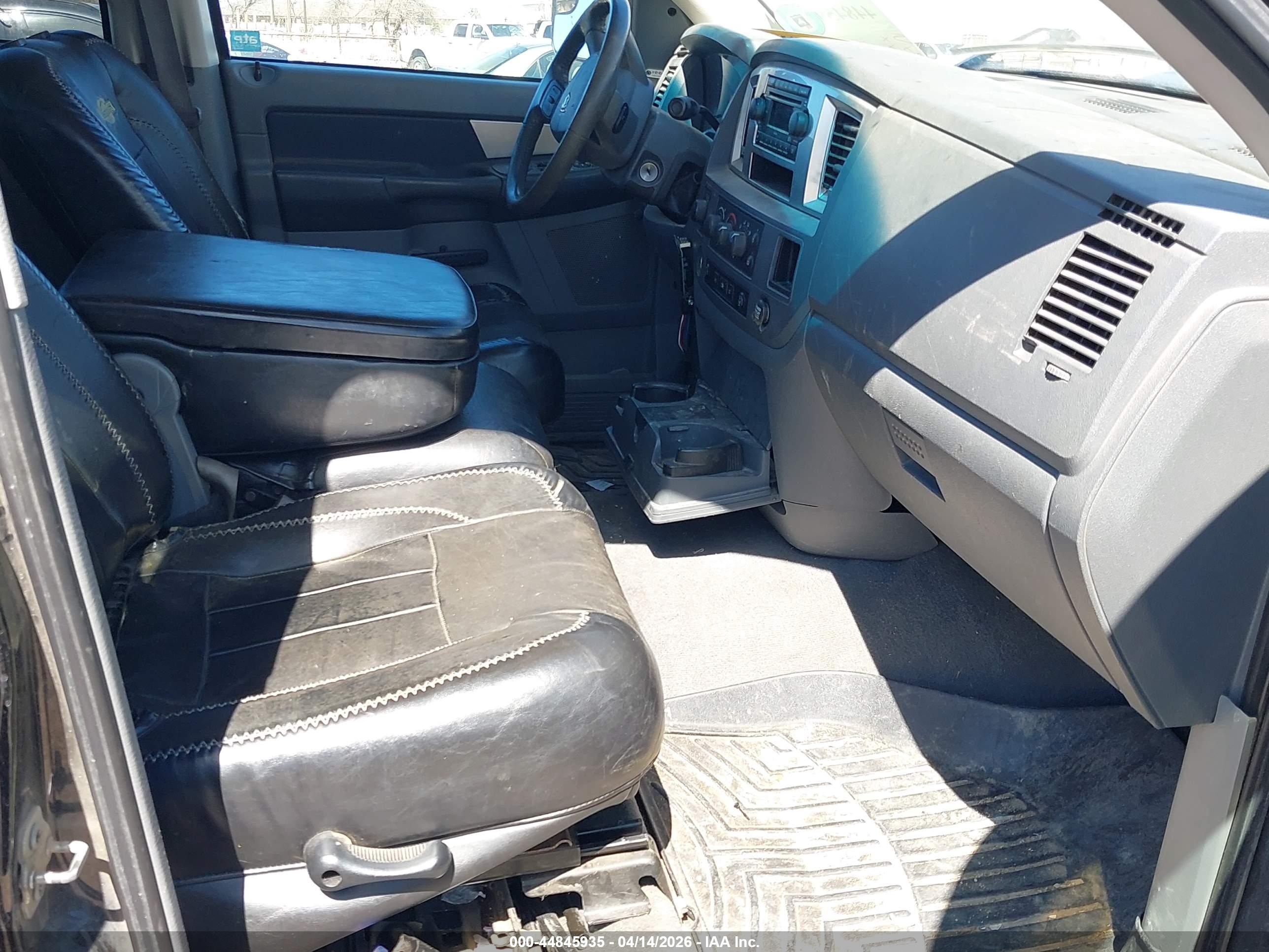 DODGE RAM image 5