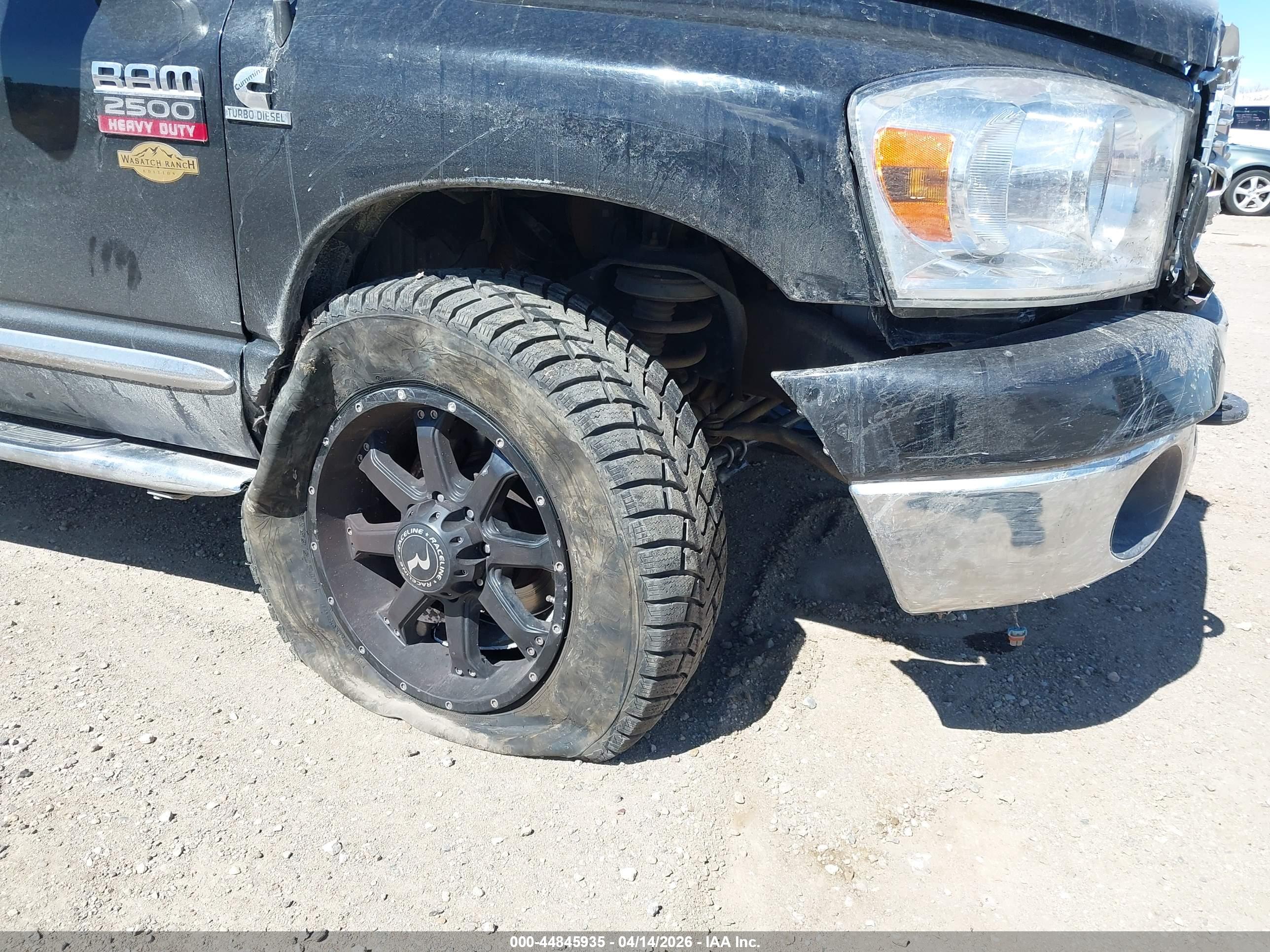 DODGE RAM image 6