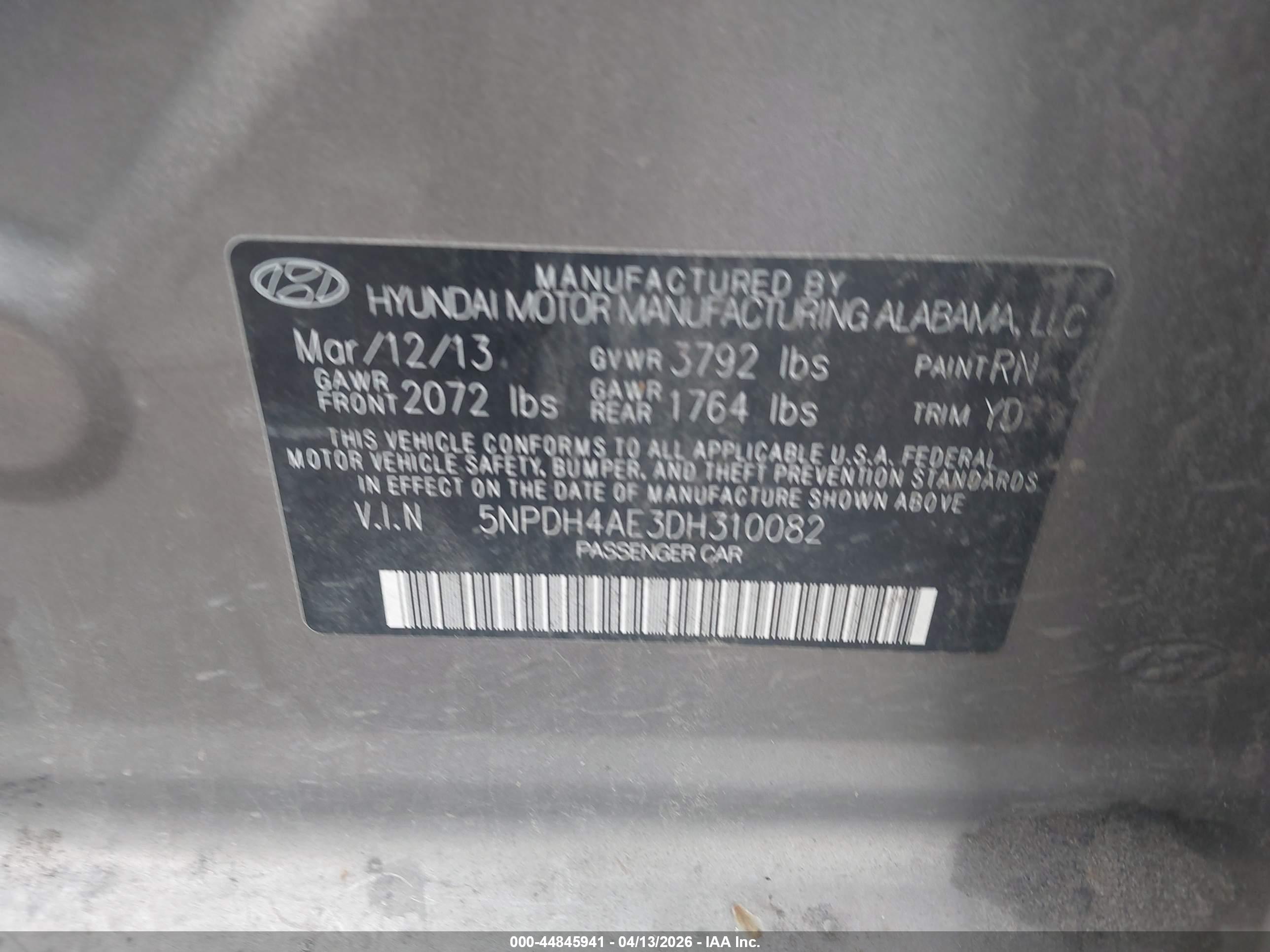 HYUNDAI ELANTRA image 9