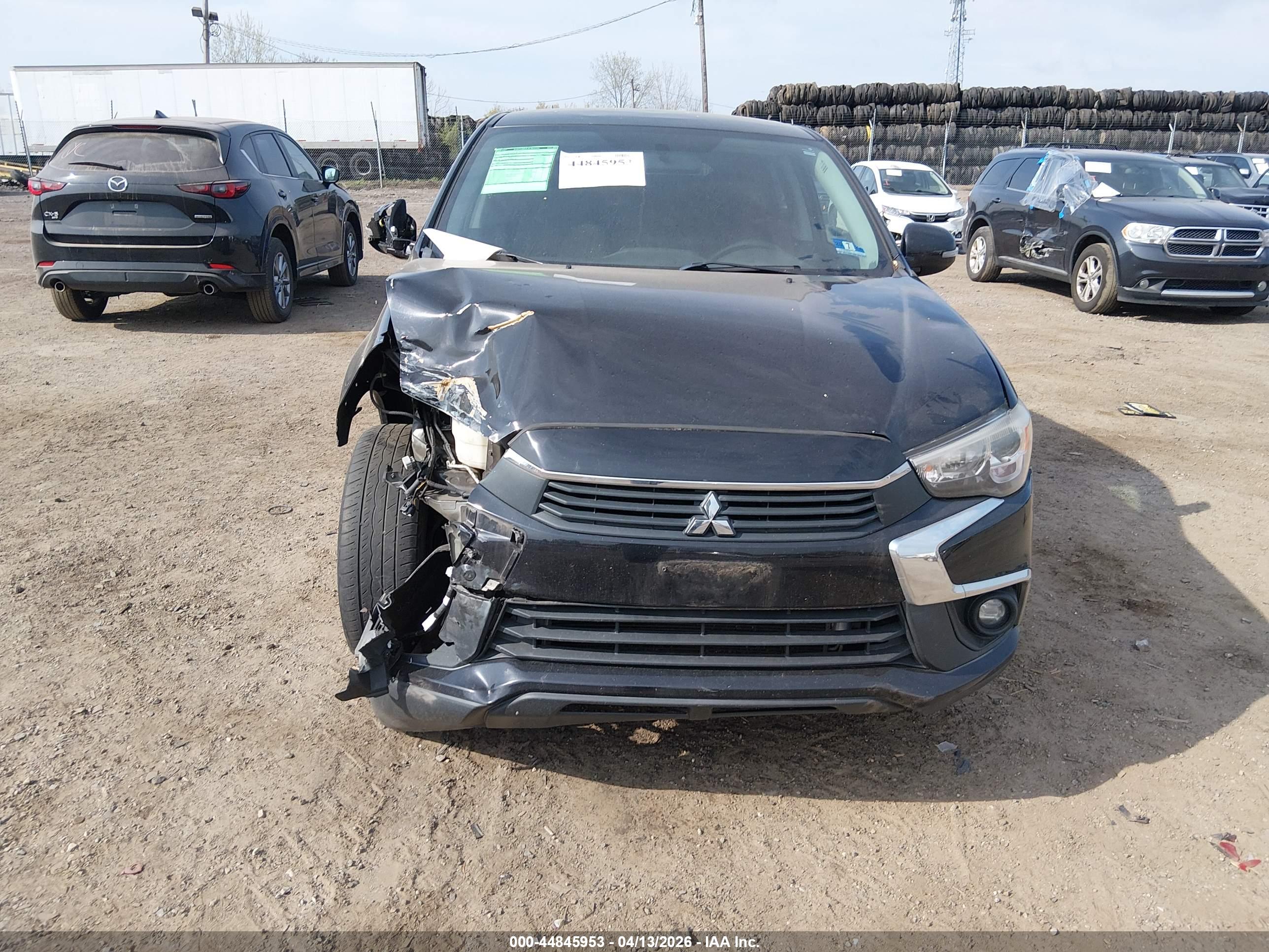 MITSUBISHI OUTLANDER image 6