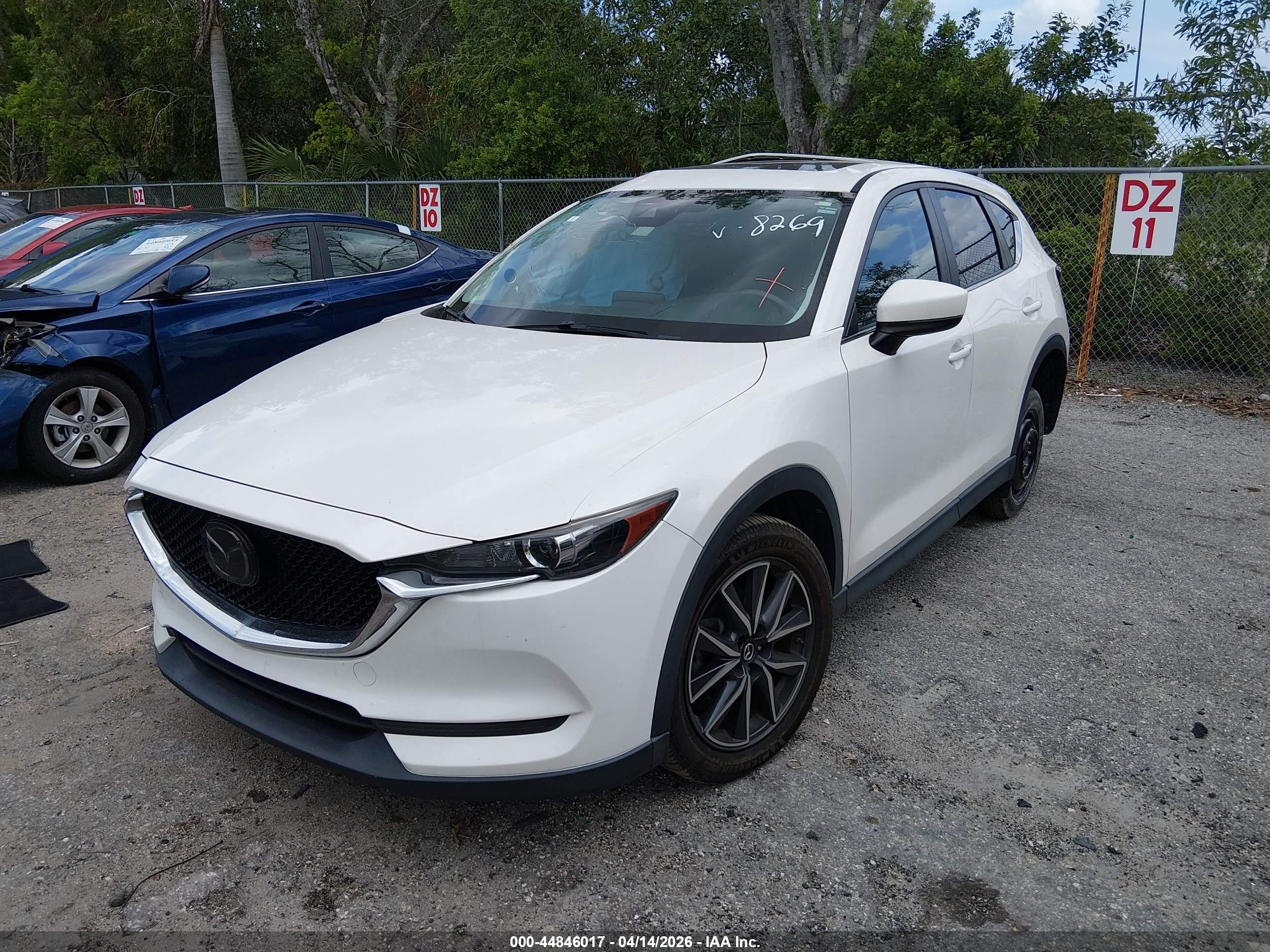 MAZDA CX-5 image 2