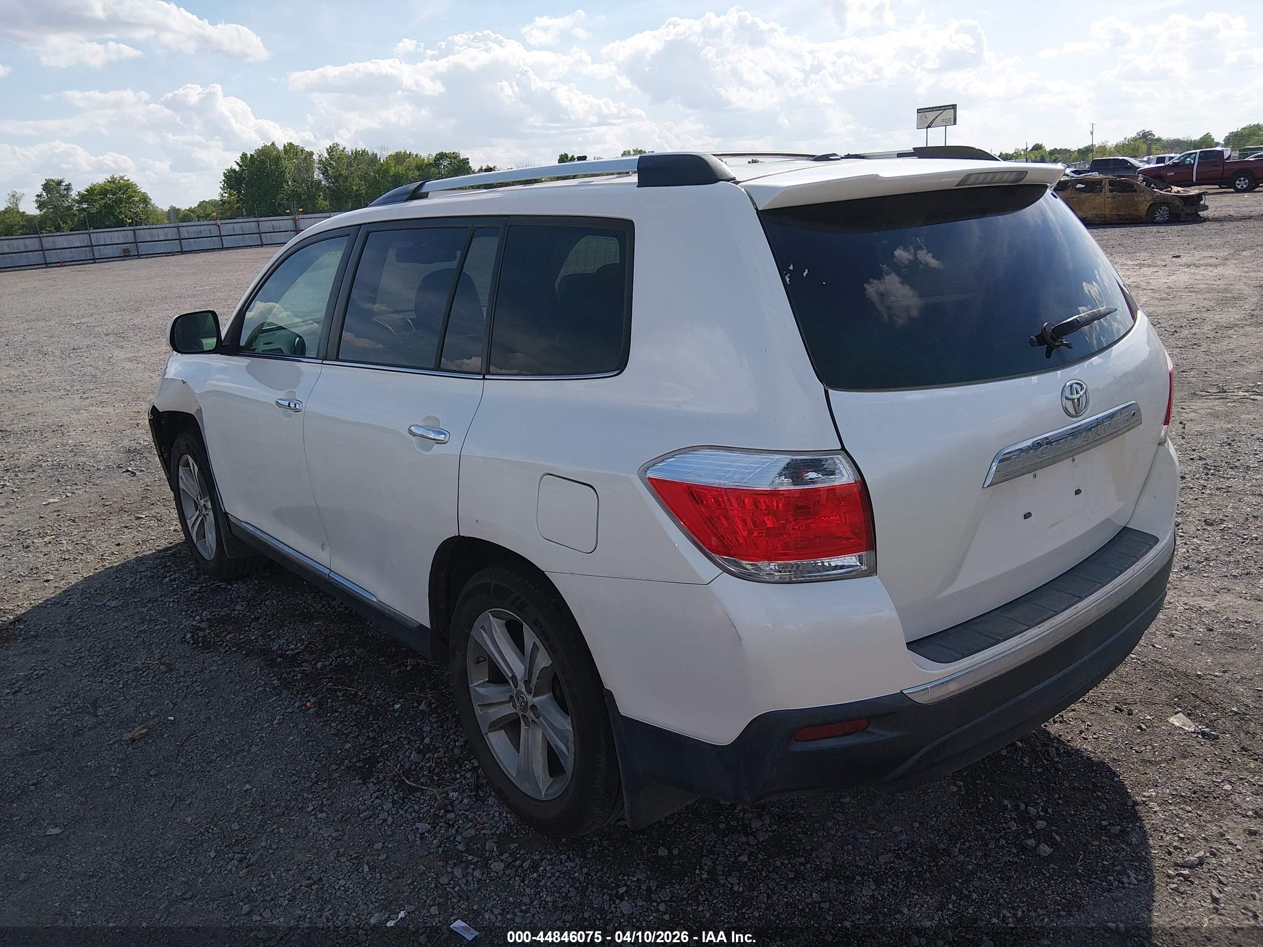 TOYOTA HIGHLANDER image 3