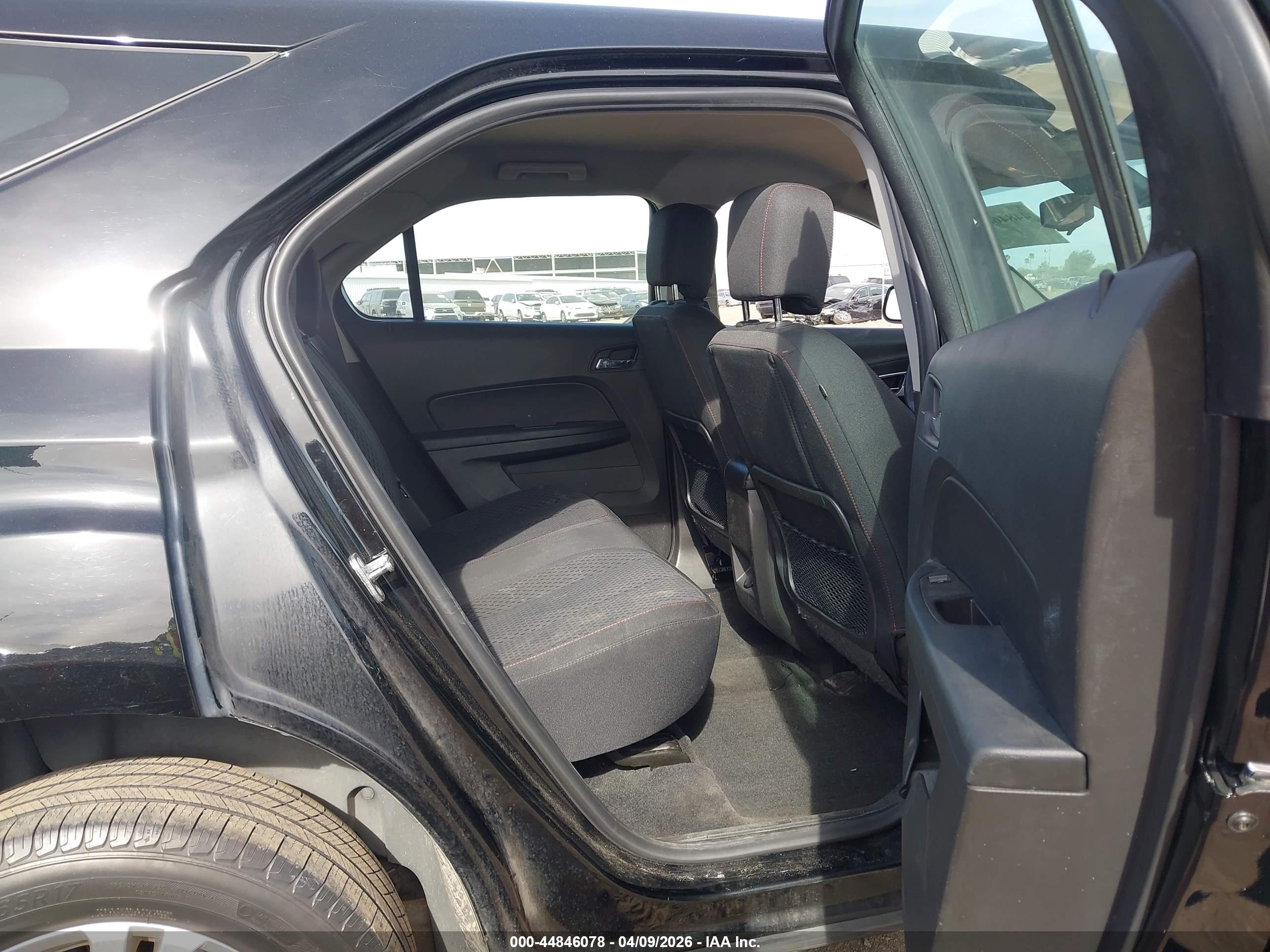 CHEVROLET EQUINOX image 8