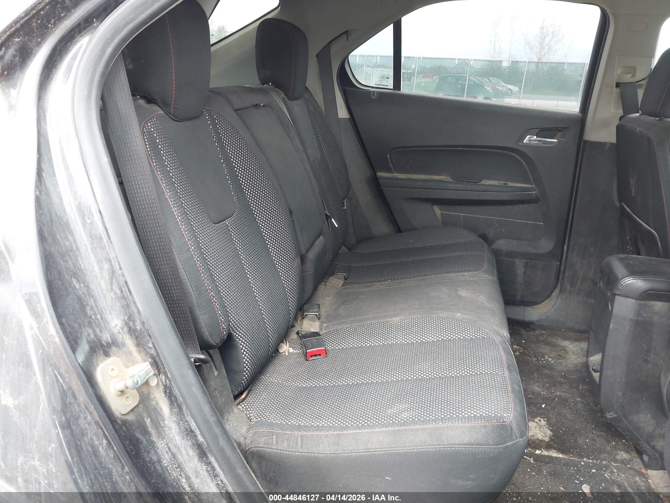 CHEVROLET EQUINOX image 8