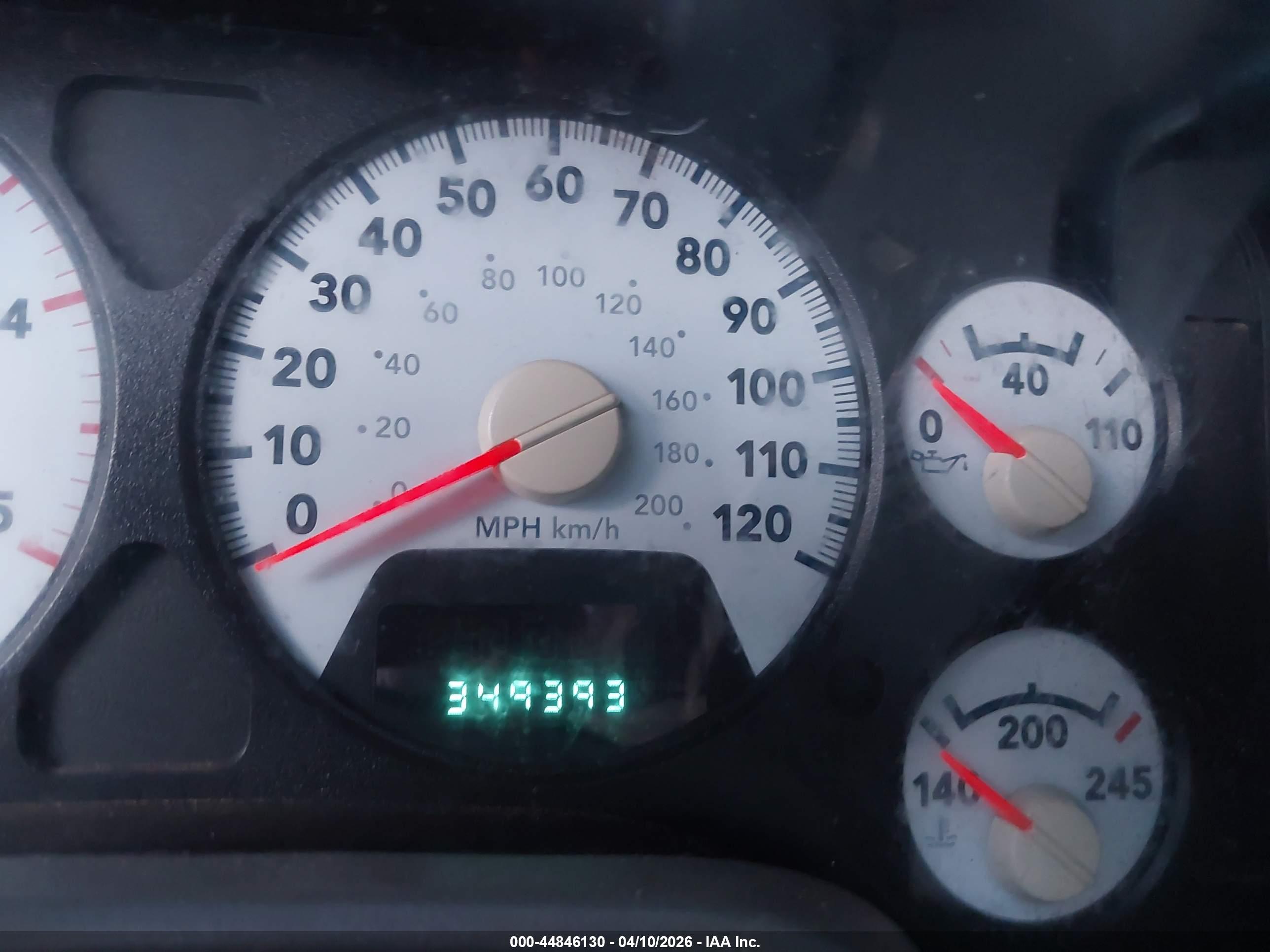 DODGE RAM image 7