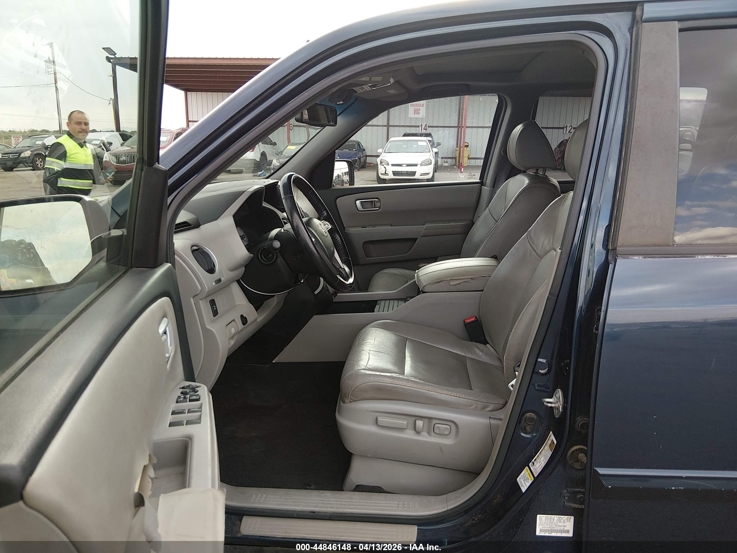 HONDA PILOT image 5