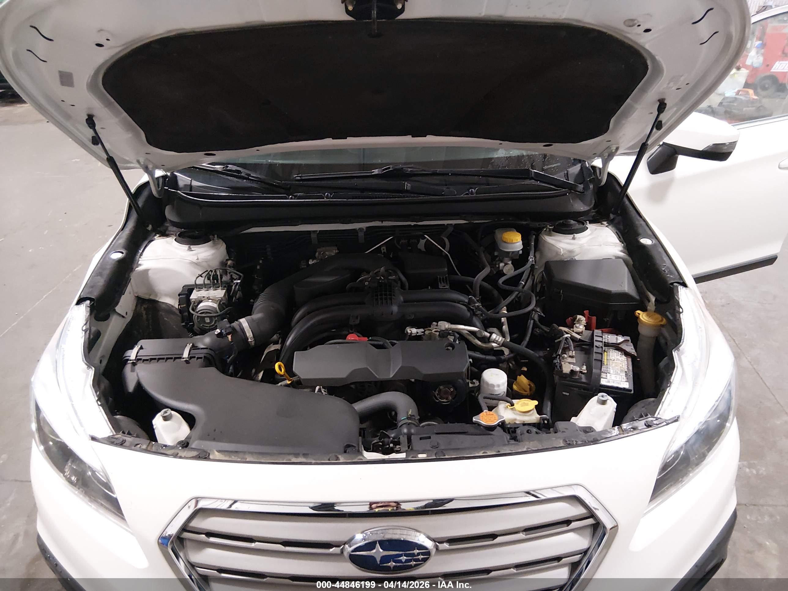 SUBARU OUTBACK image 10