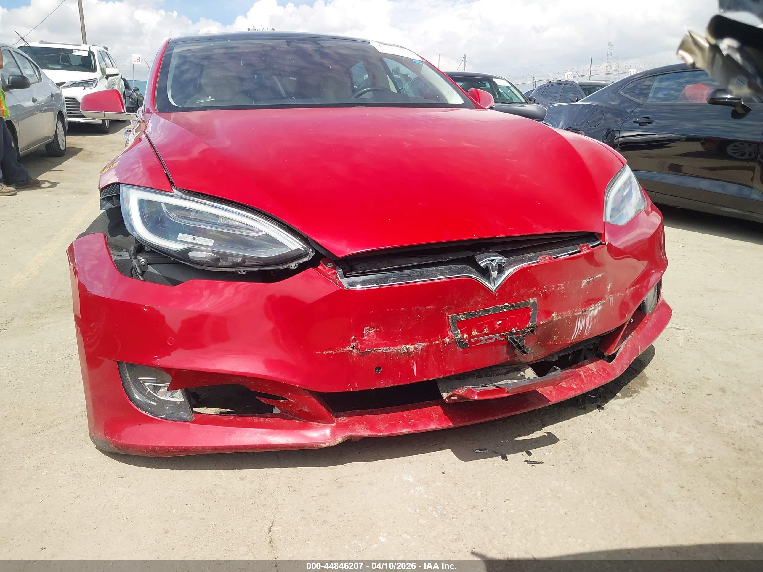 TESLA MODEL image 6