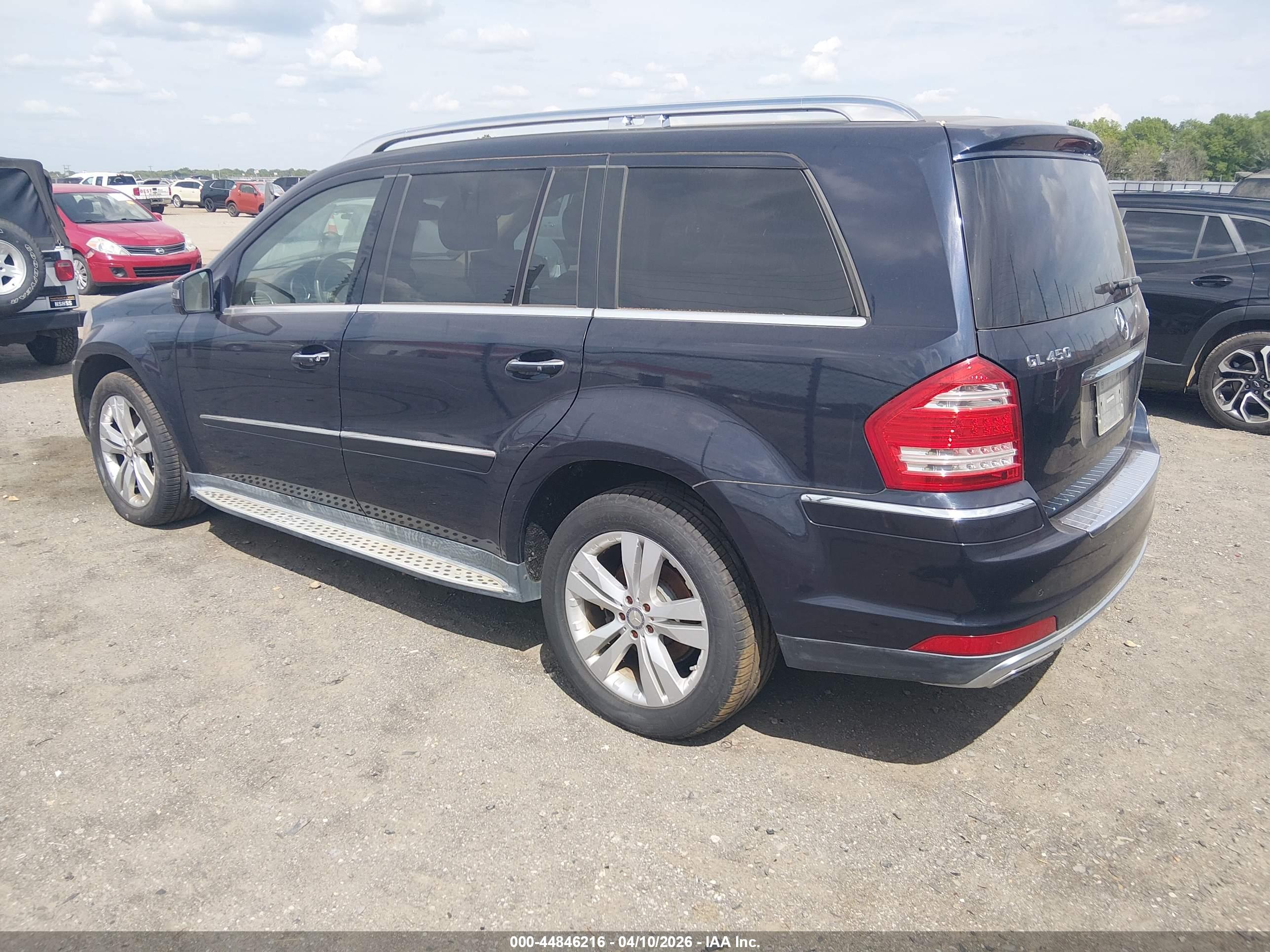 MERCEDES-BENZ GL image 3