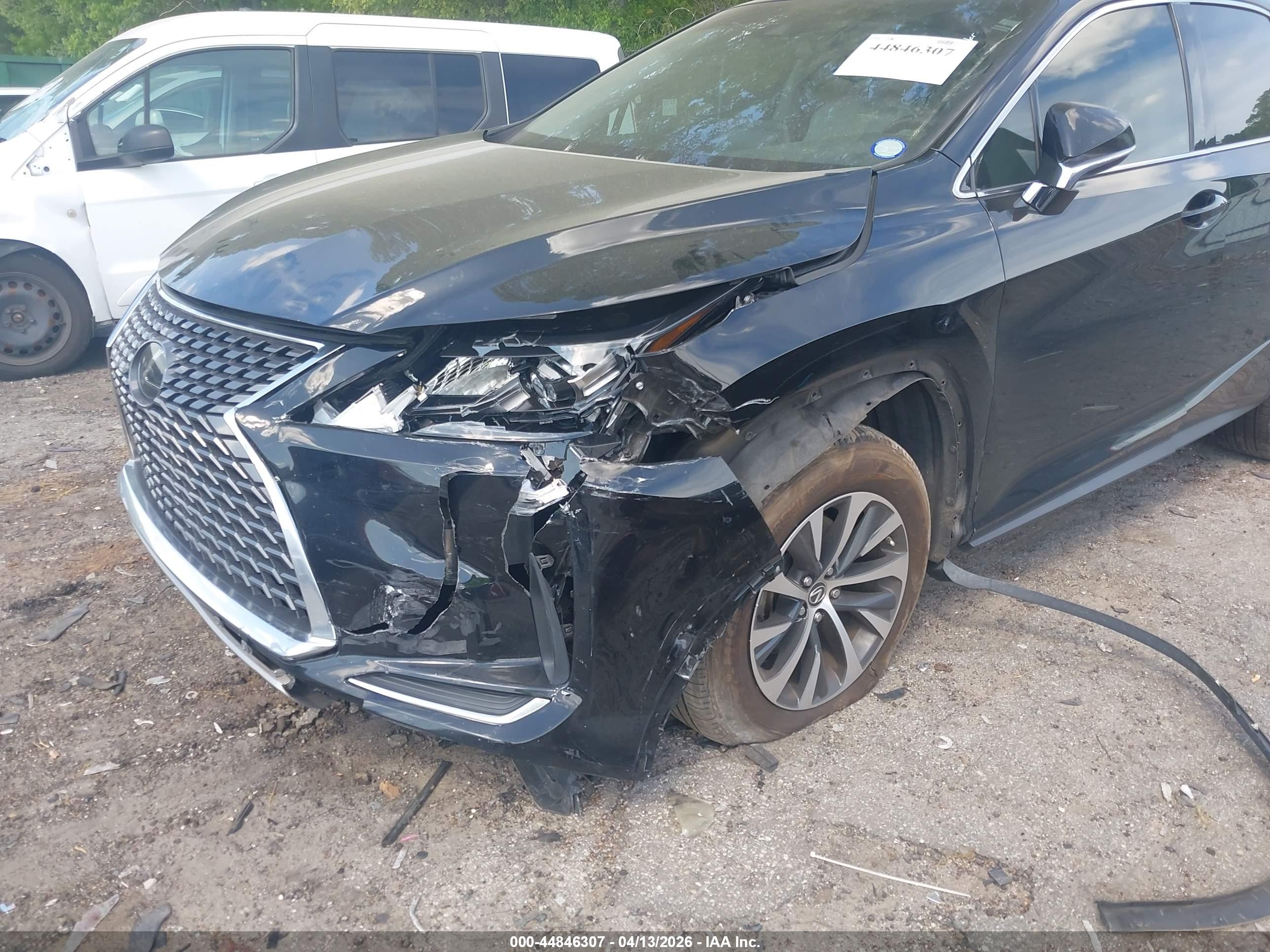 LEXUS RX image 6