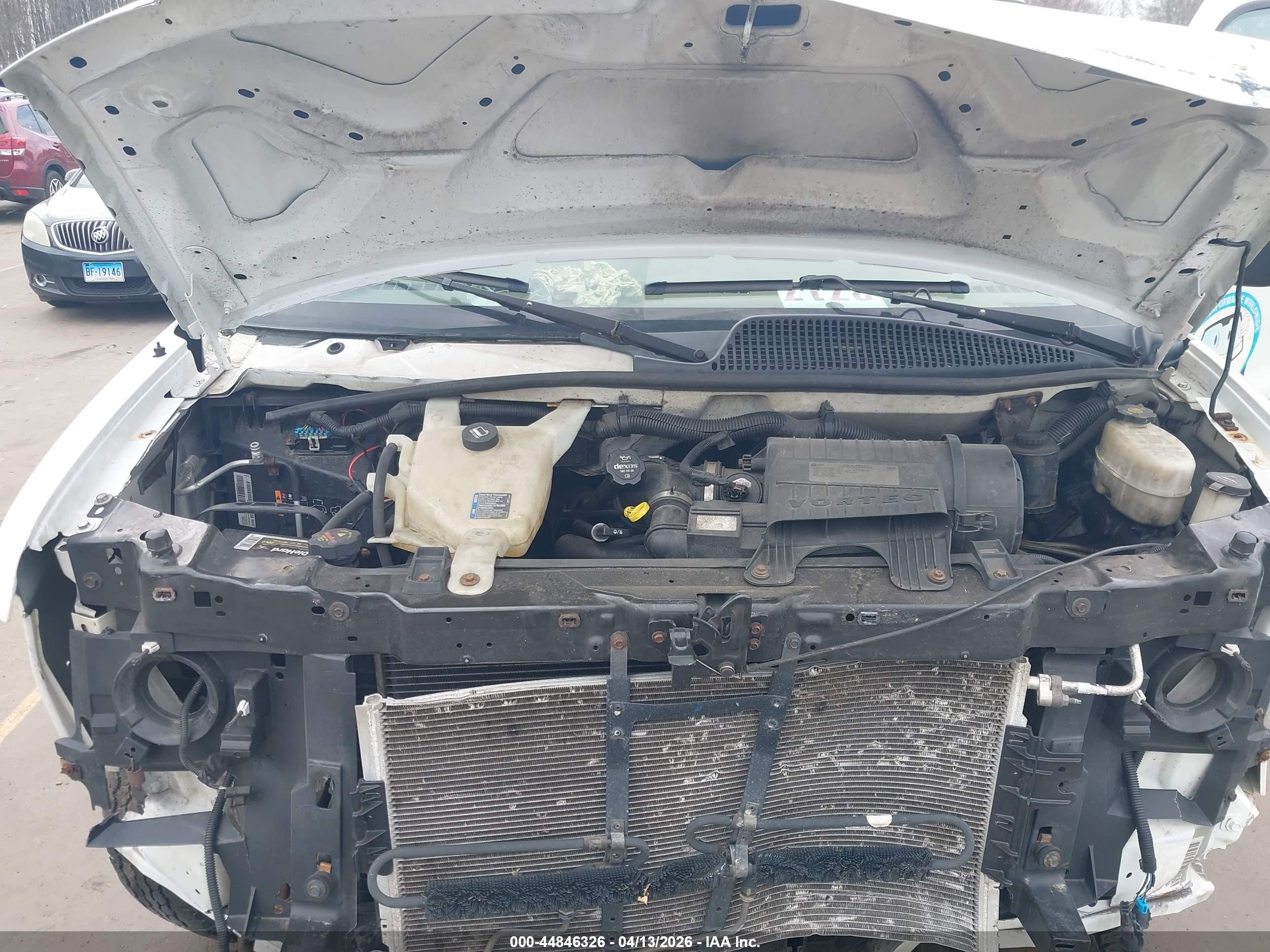 CHEVROLET EXPRESS image 10