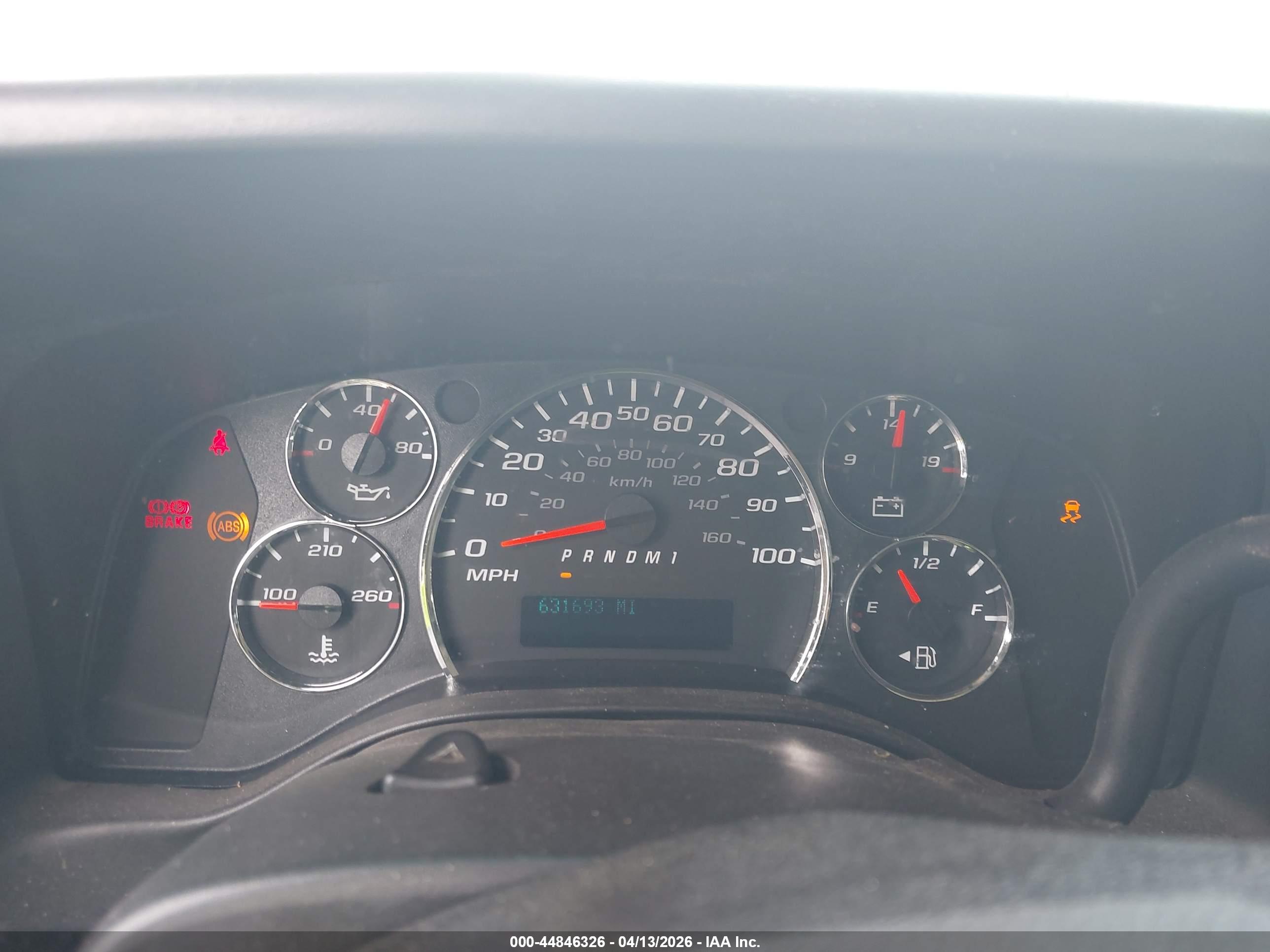 CHEVROLET EXPRESS image 7