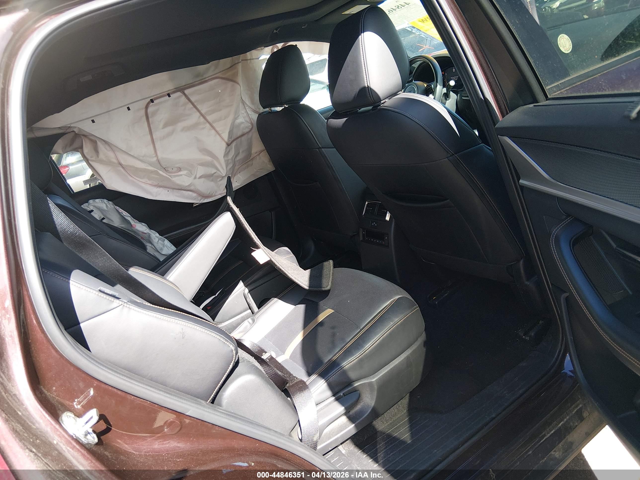 MAZDA CX-90 image 8