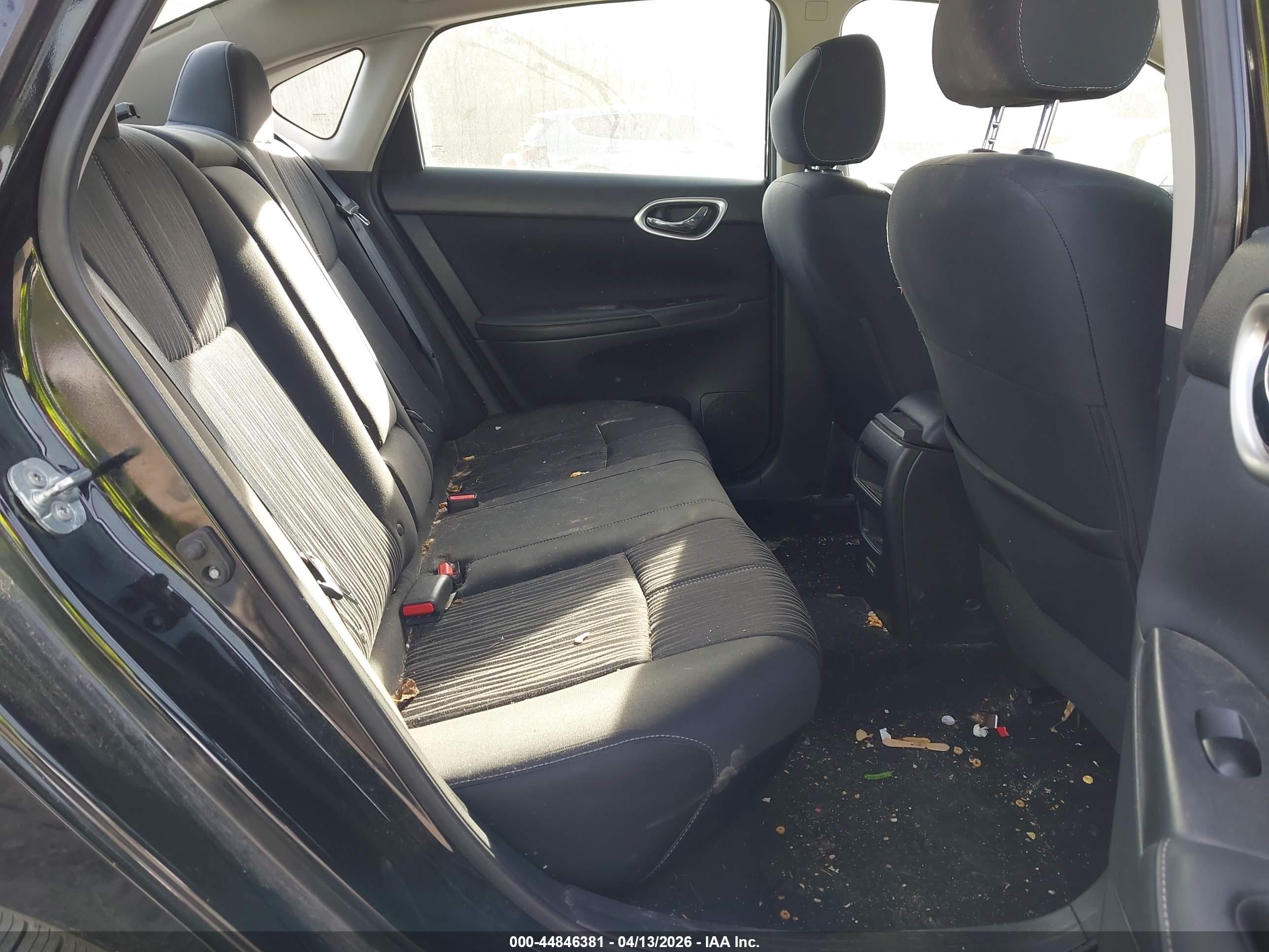 NISSAN SENTRA image 8