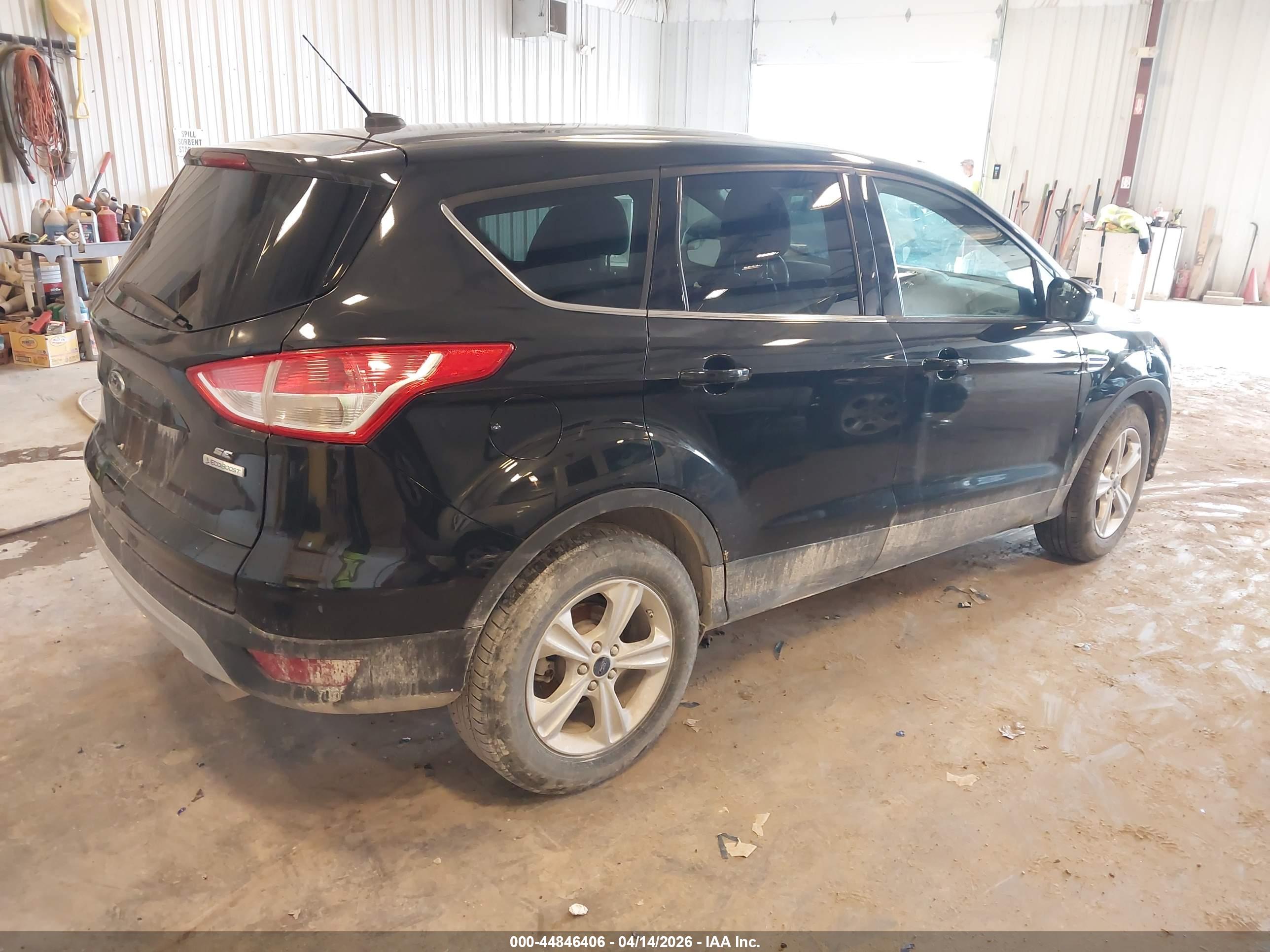 FORD ESCAPE image 4