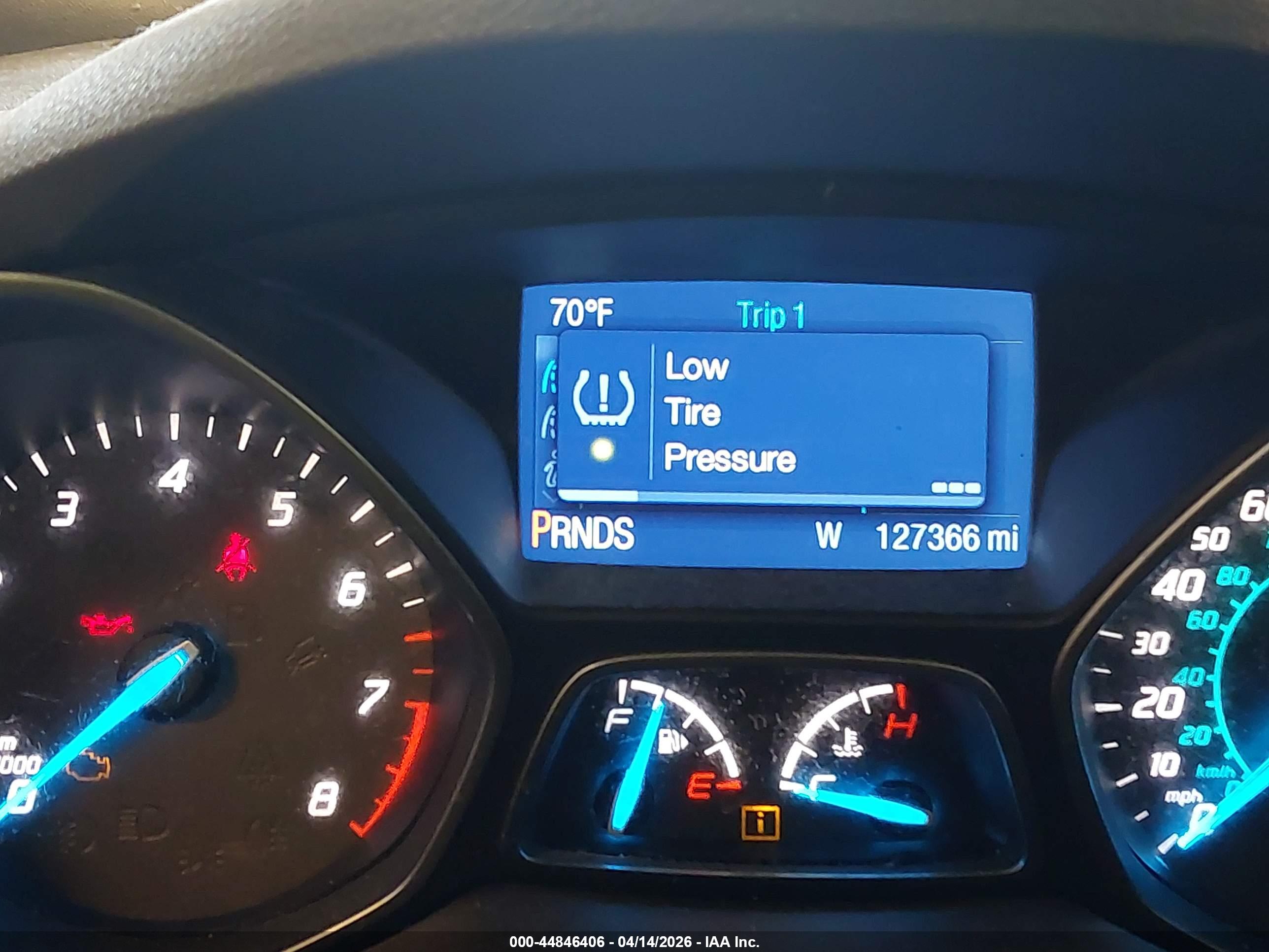 FORD ESCAPE image 7