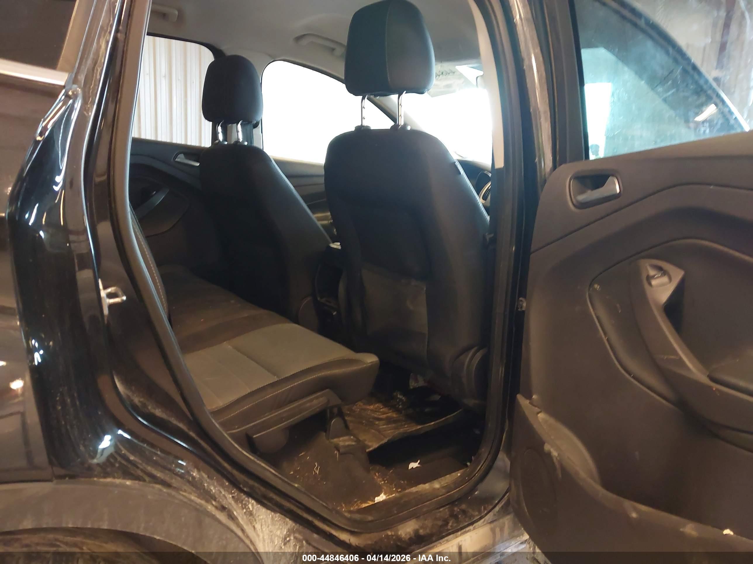 FORD ESCAPE image 8