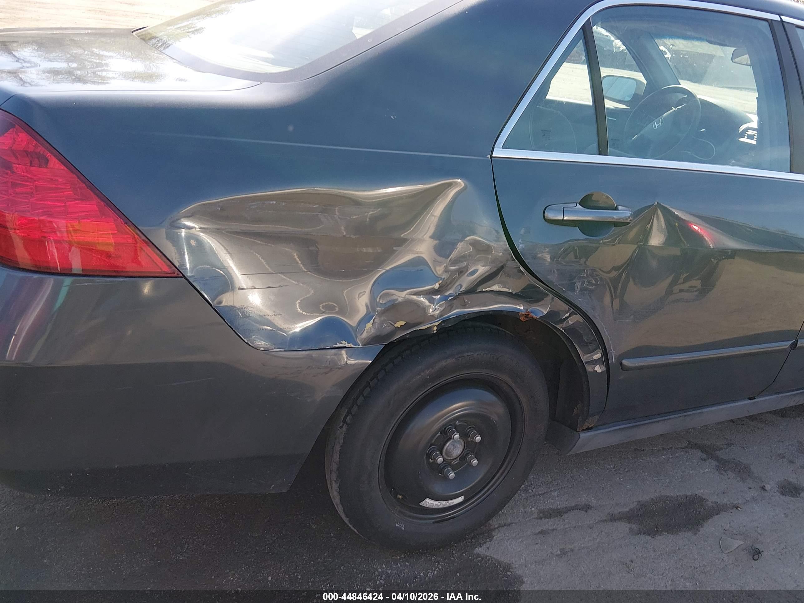 HONDA ACCORD image 6
