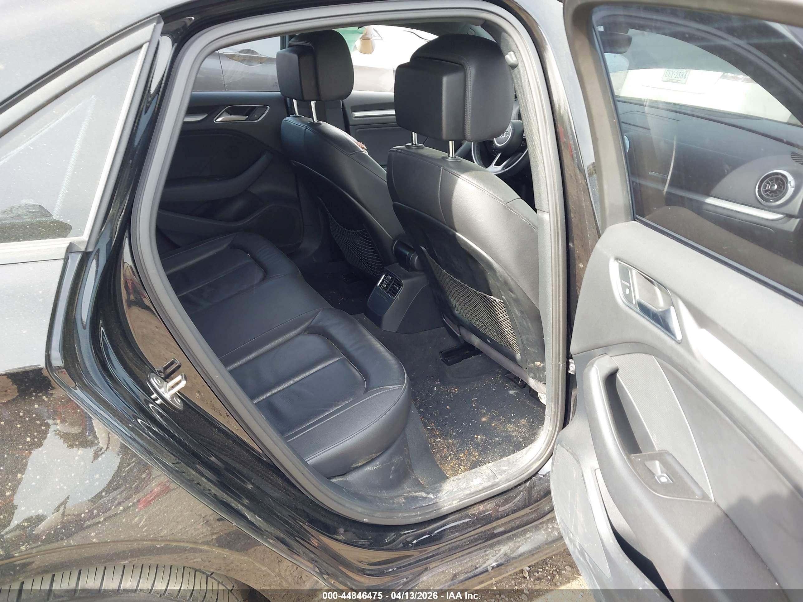 AUDI A3 image 8