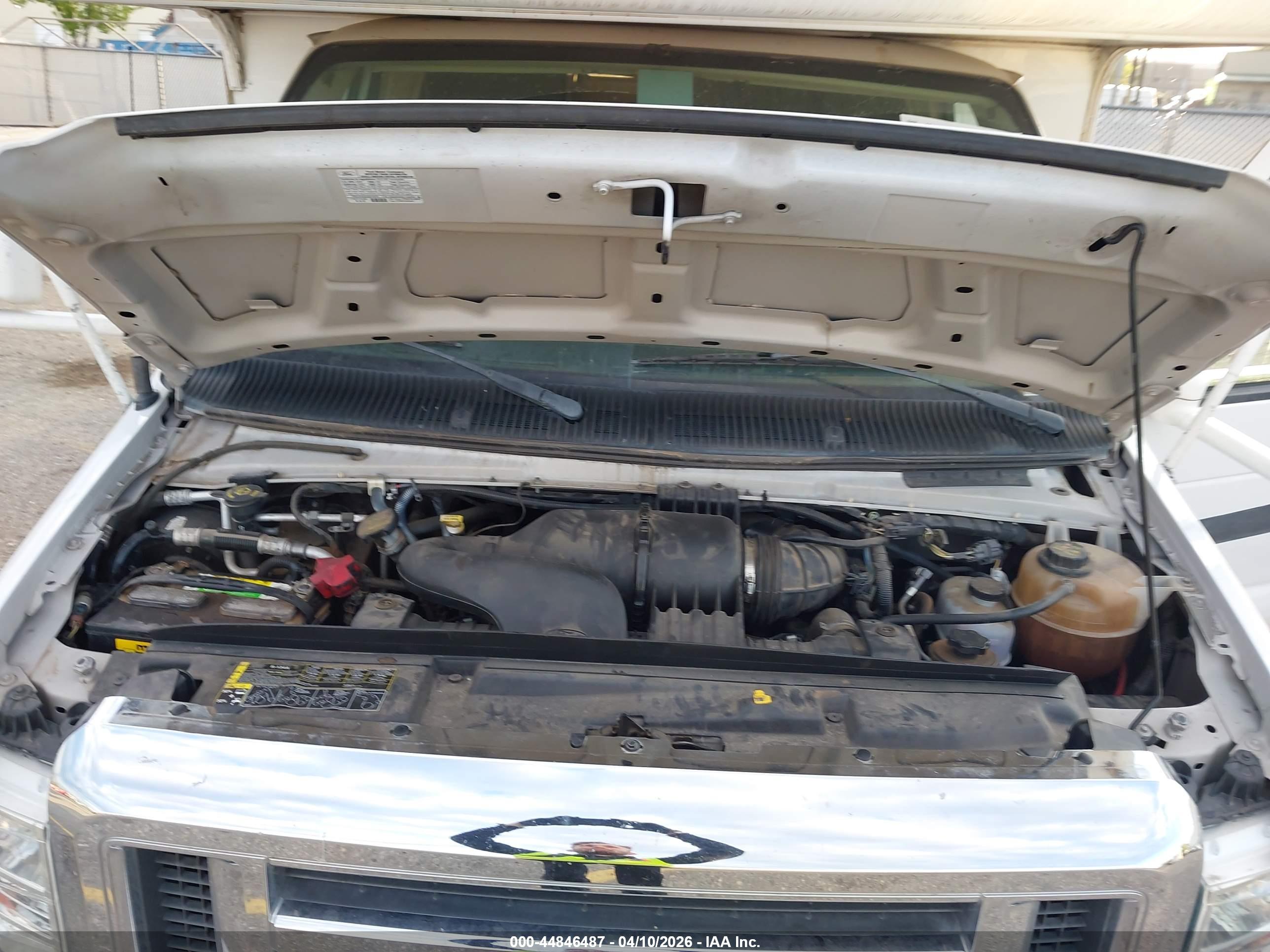 FORD E-450 image 10
