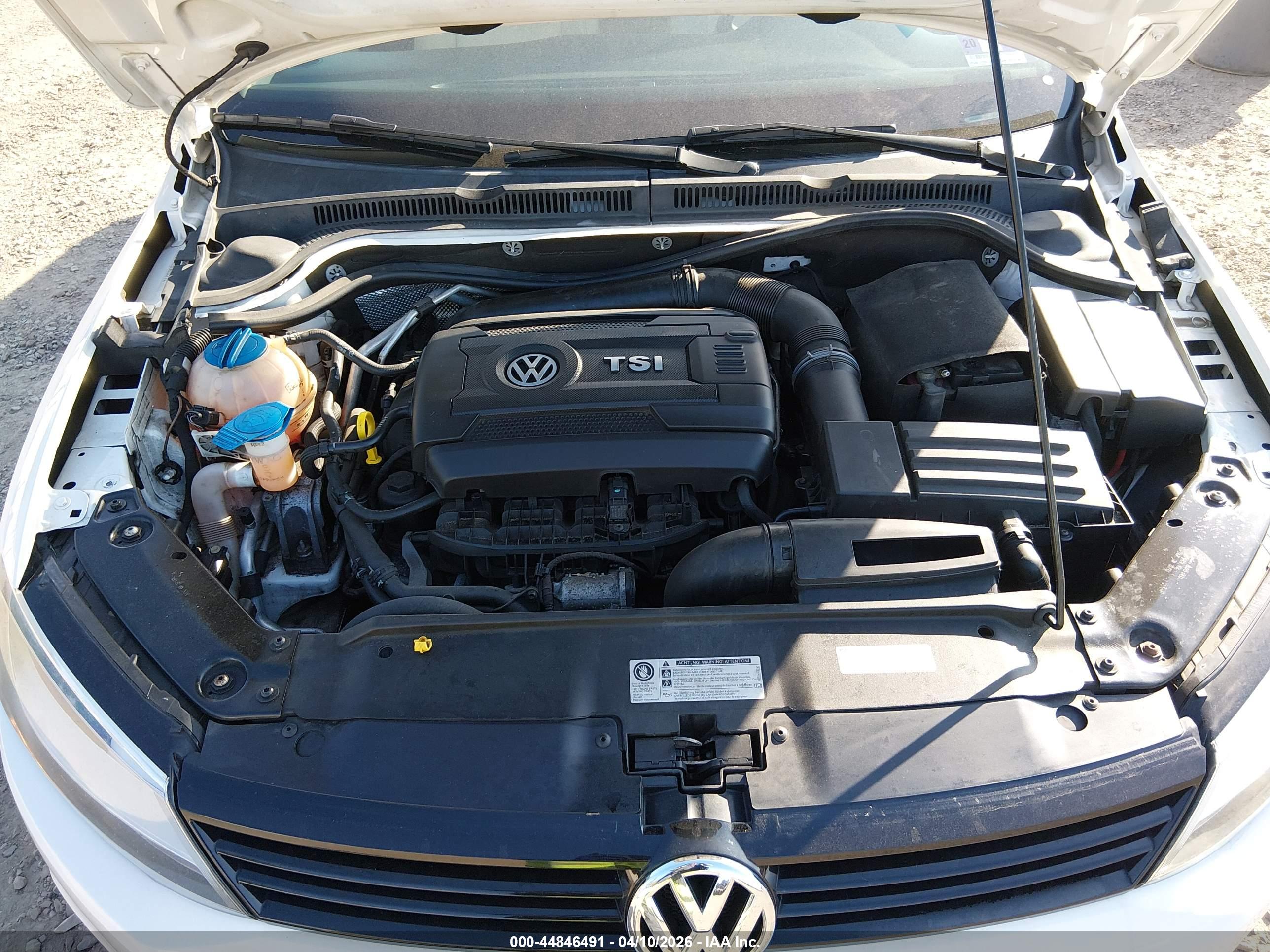 VOLKSWAGEN JETTA image 10