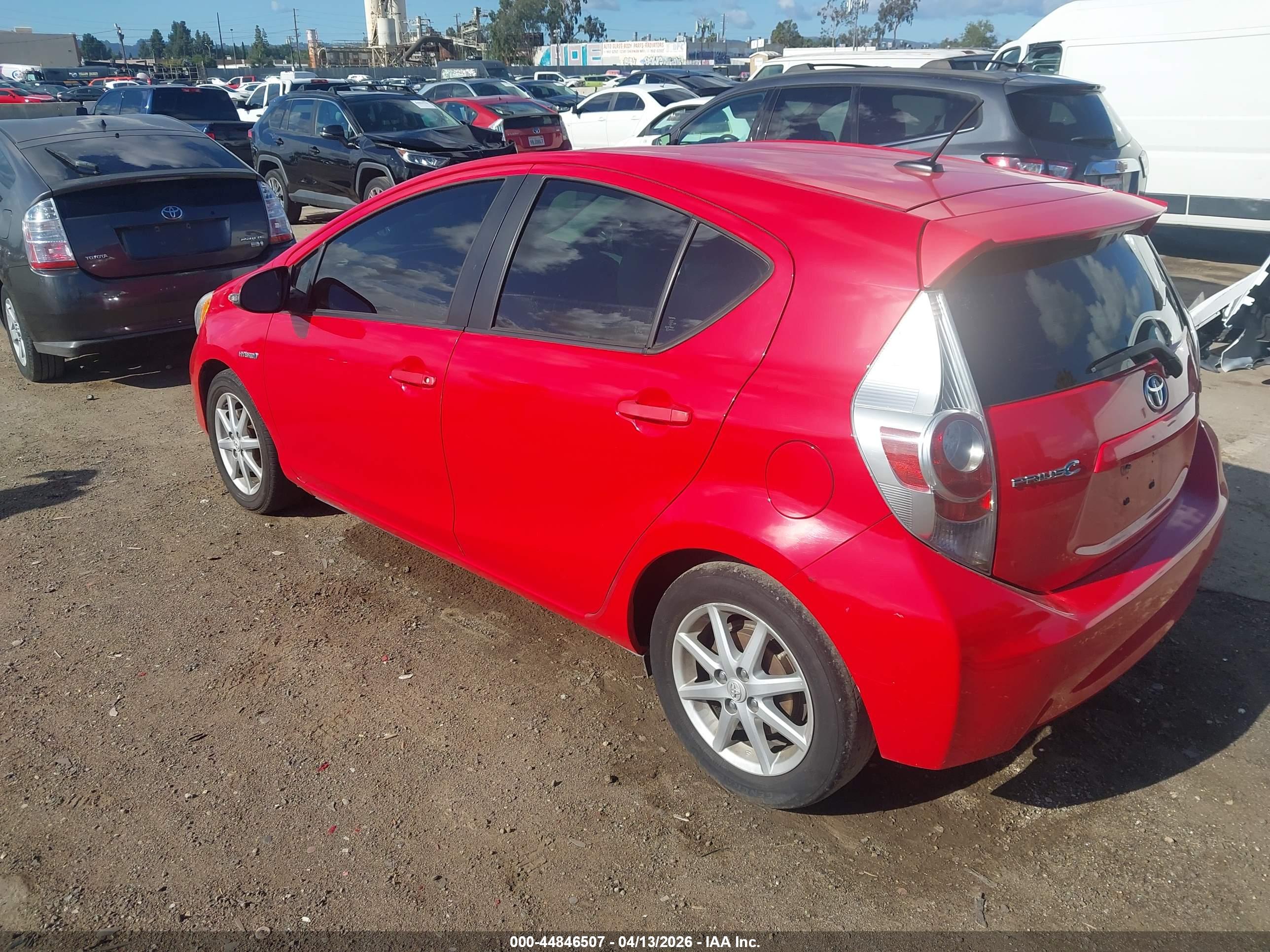 TOYOTA PRIUS image 3