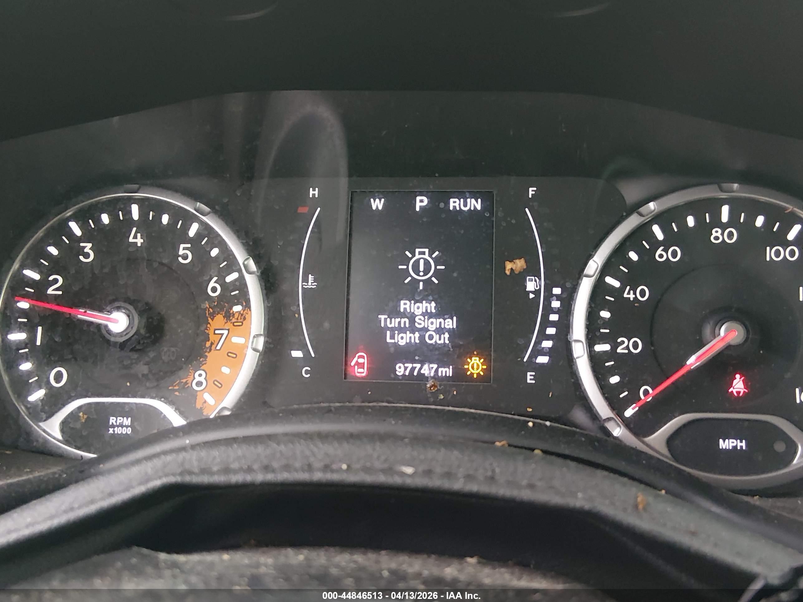 JEEP RENEGADE image 7