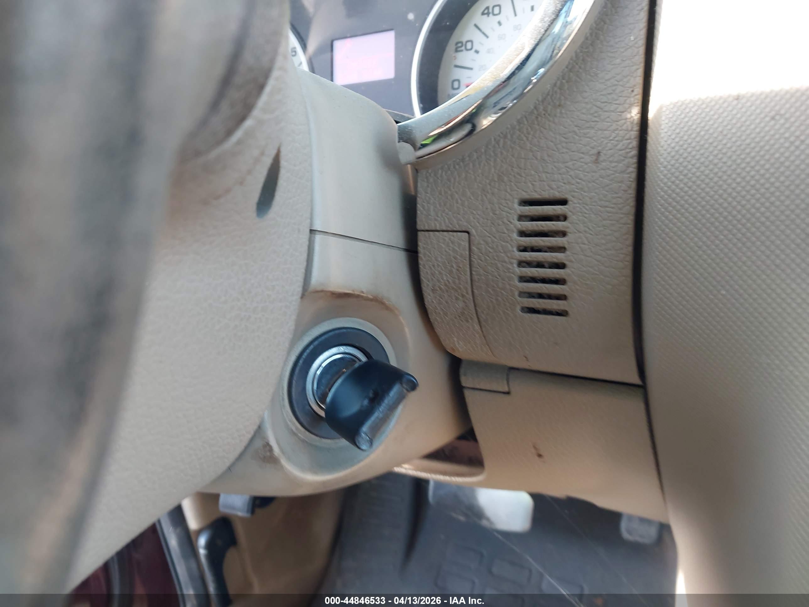 FORD EXPLORER image 11