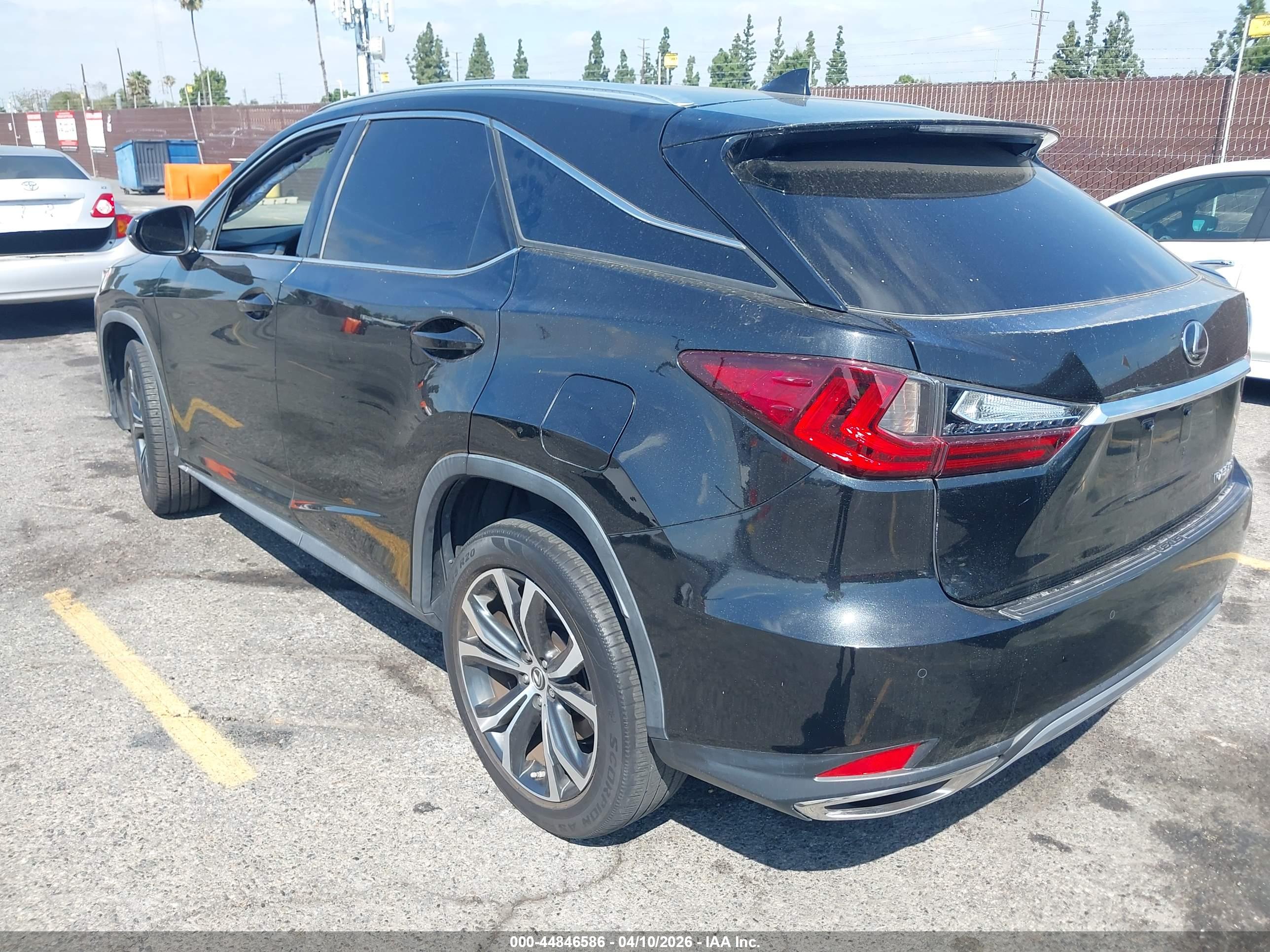 LEXUS RX image 3