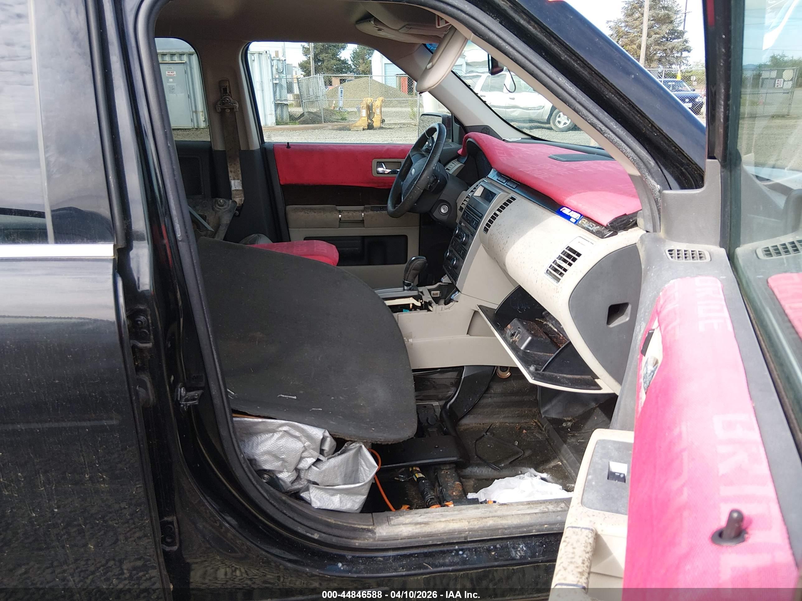 FORD FLEX image 5