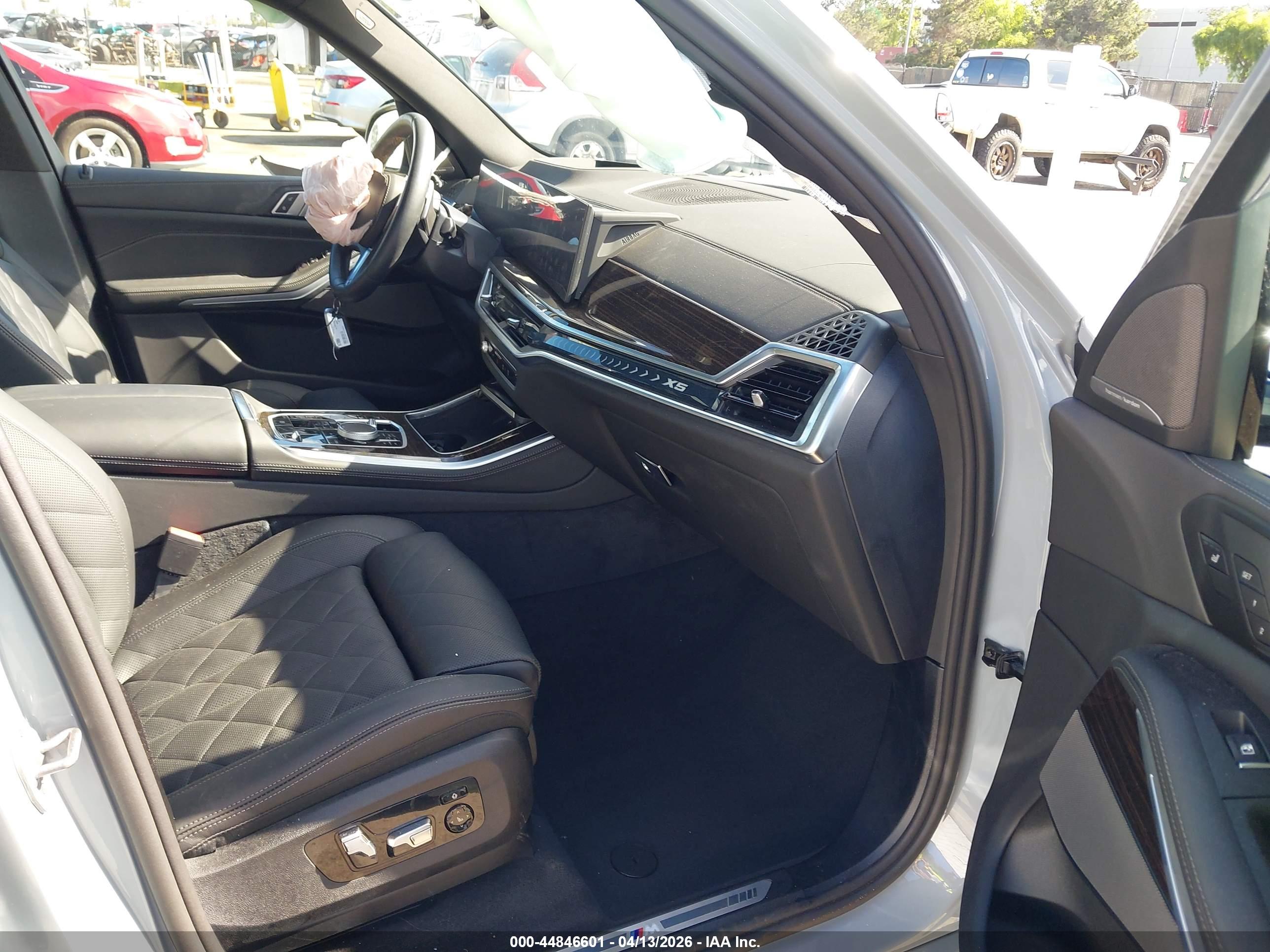 BMW X5 image 5