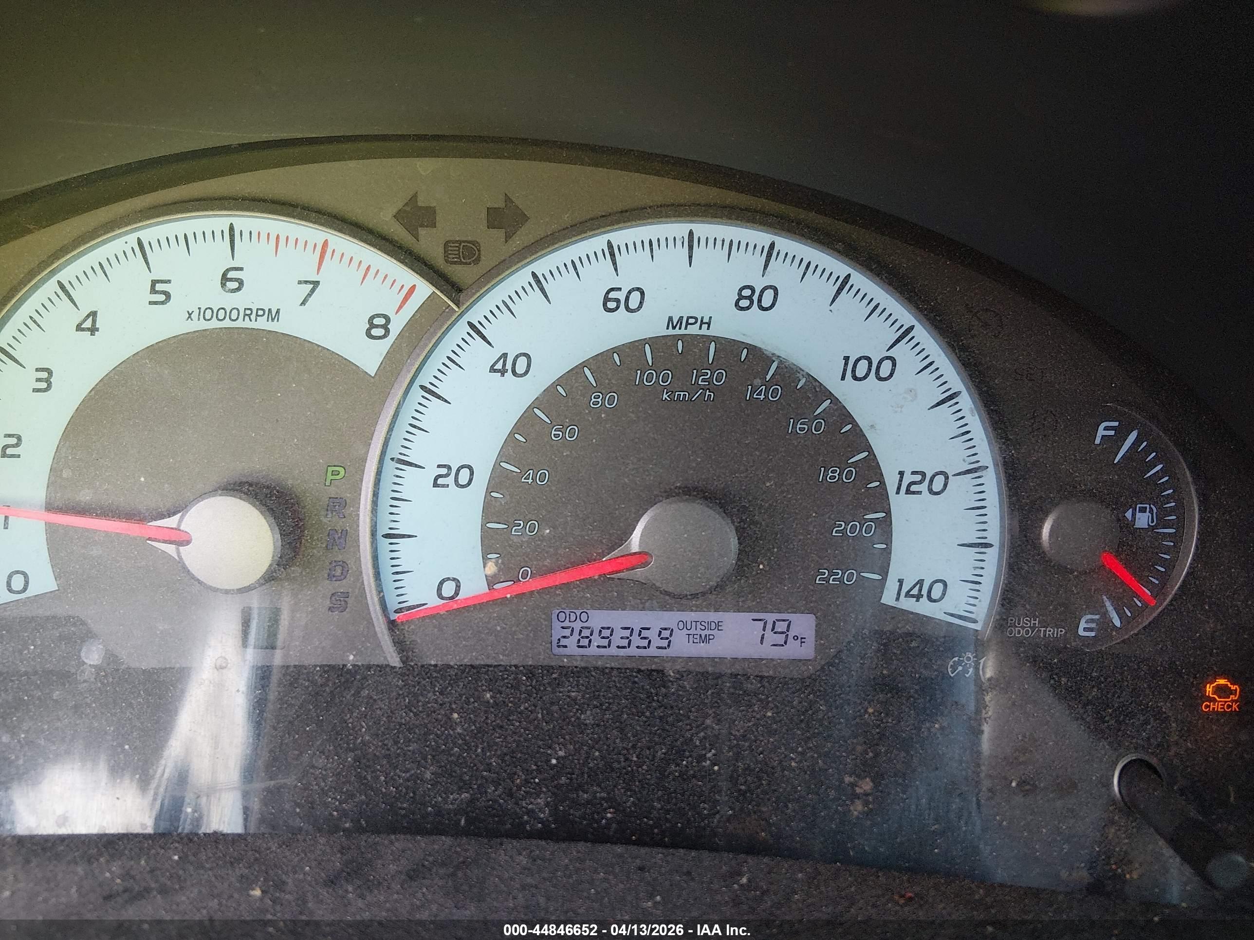 TOYOTA CAMRY image 7