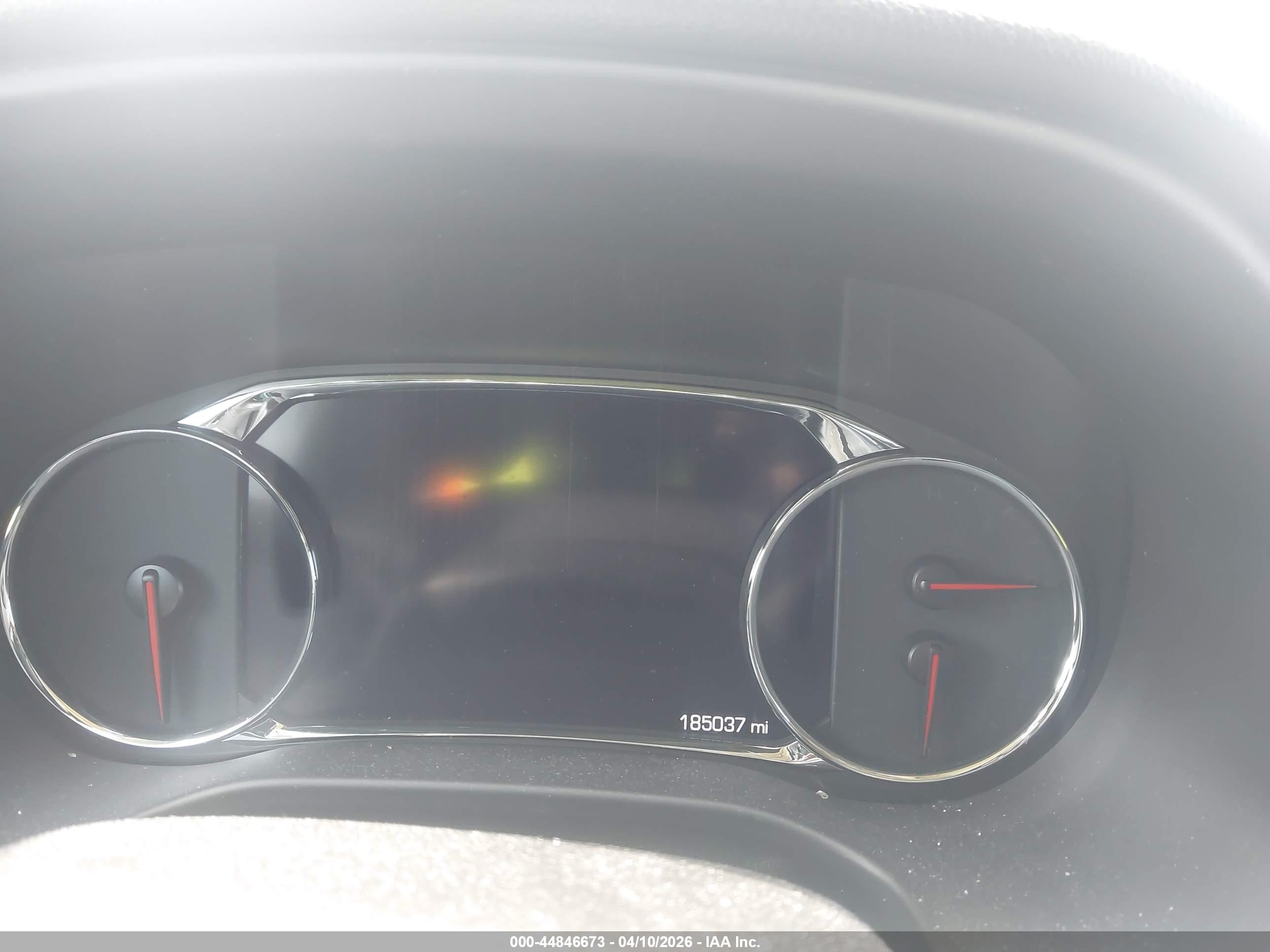 GMC ACADIA image 7