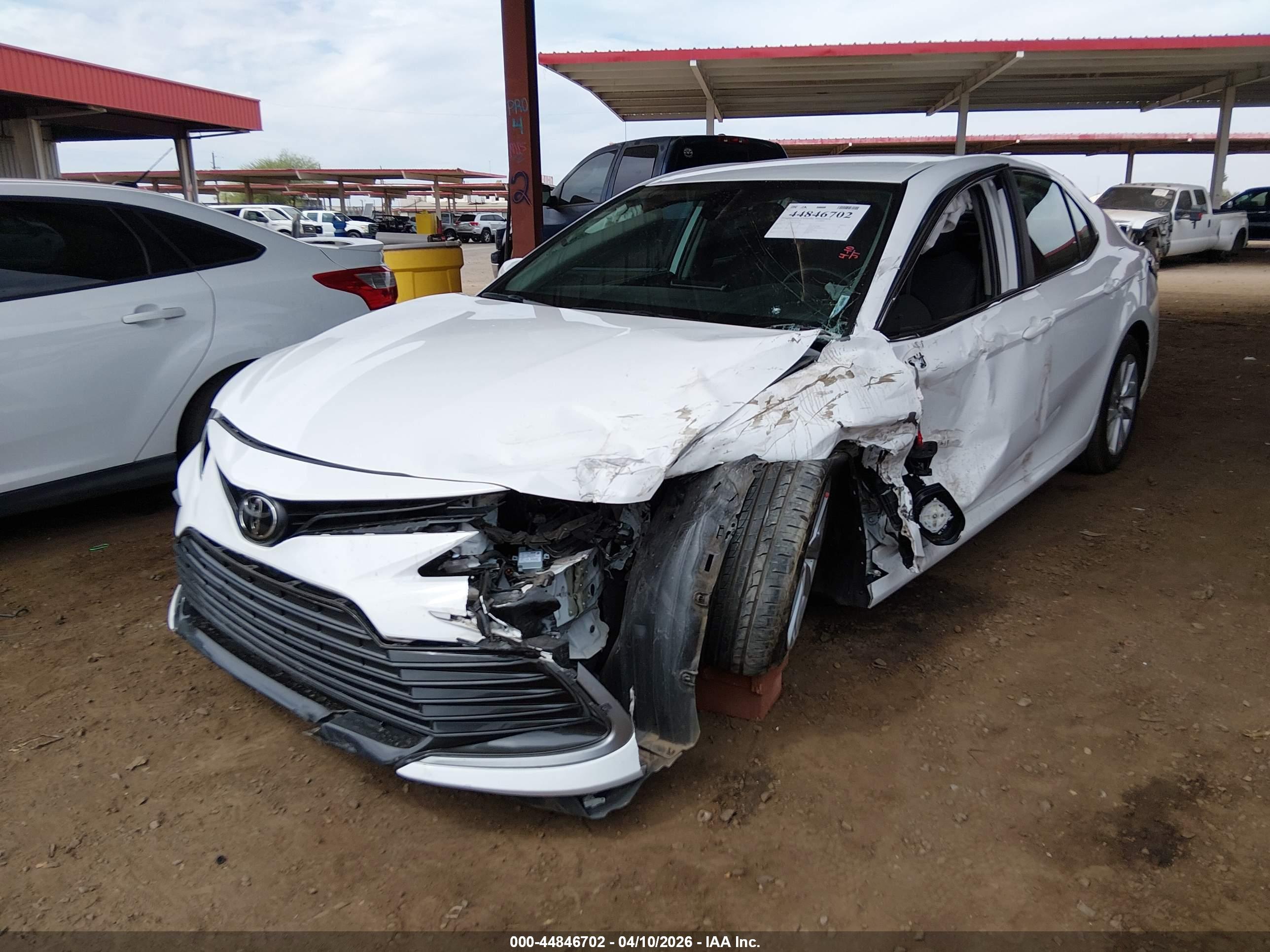 TOYOTA CAMRY image 6