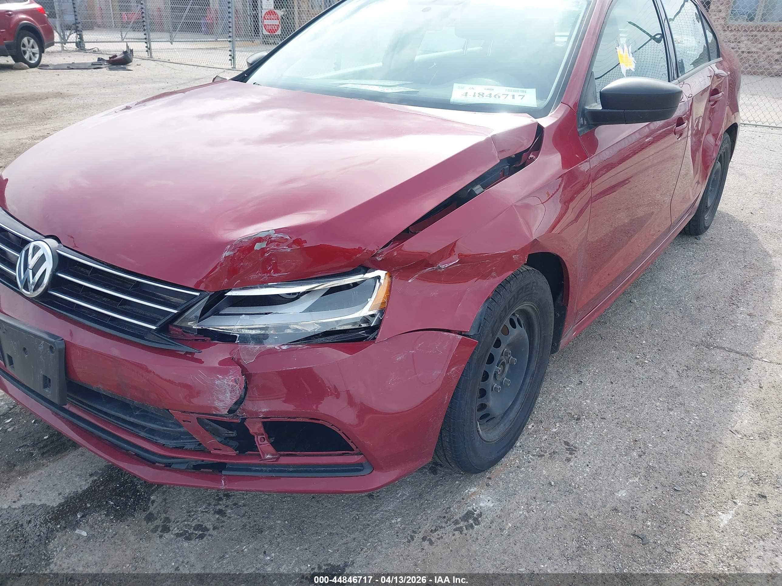 VOLKSWAGEN JETTA image 6