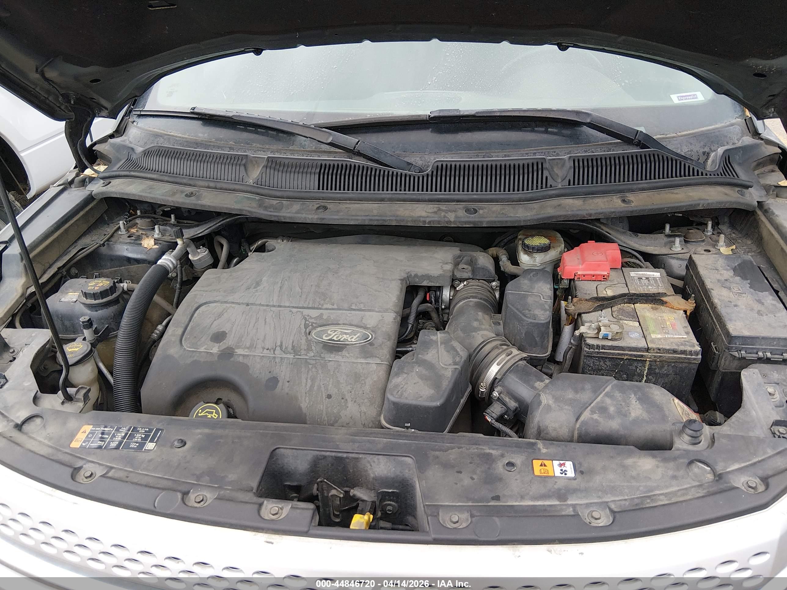 FORD EXPLORER image 10