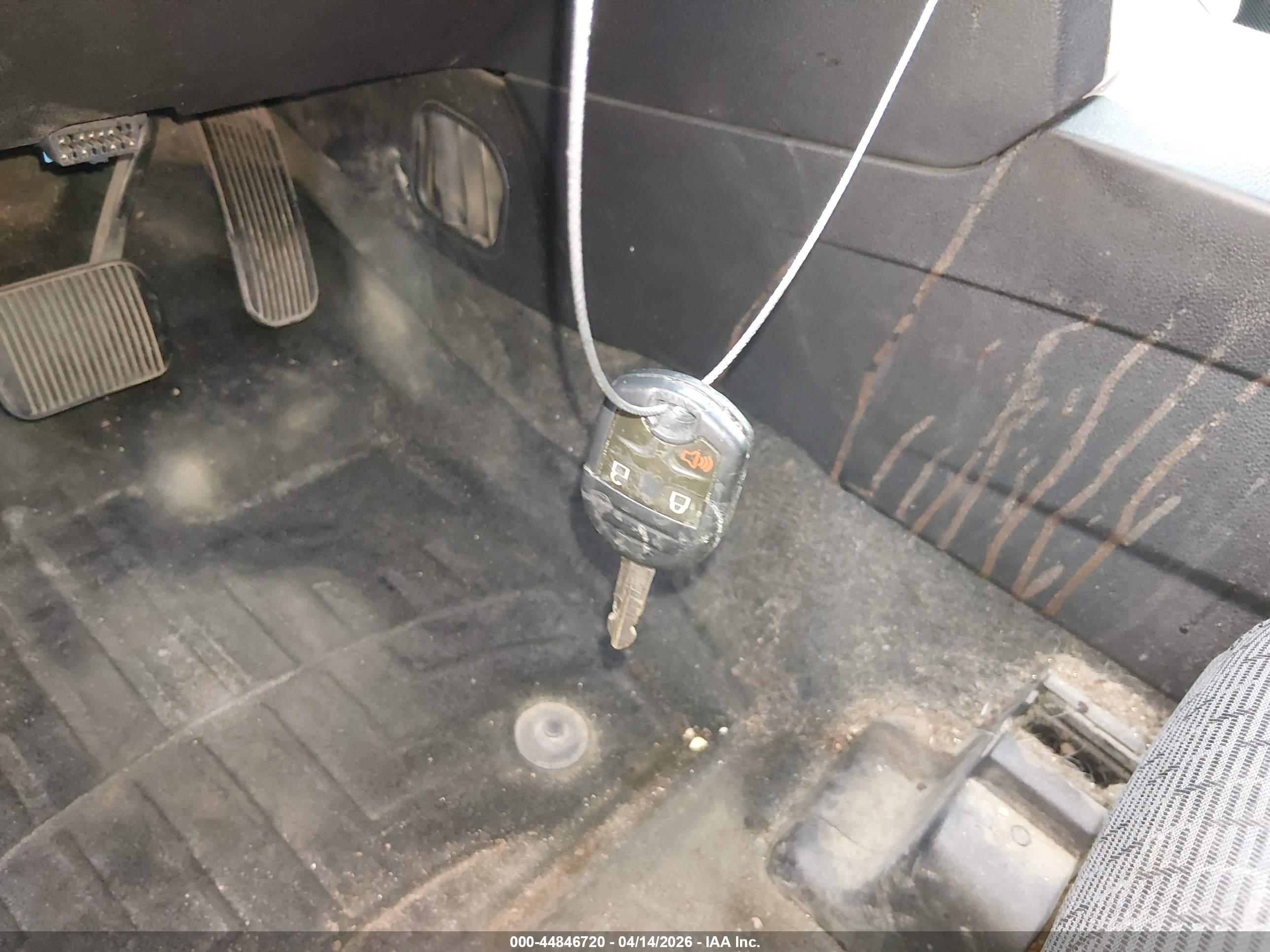 FORD EXPLORER image 11