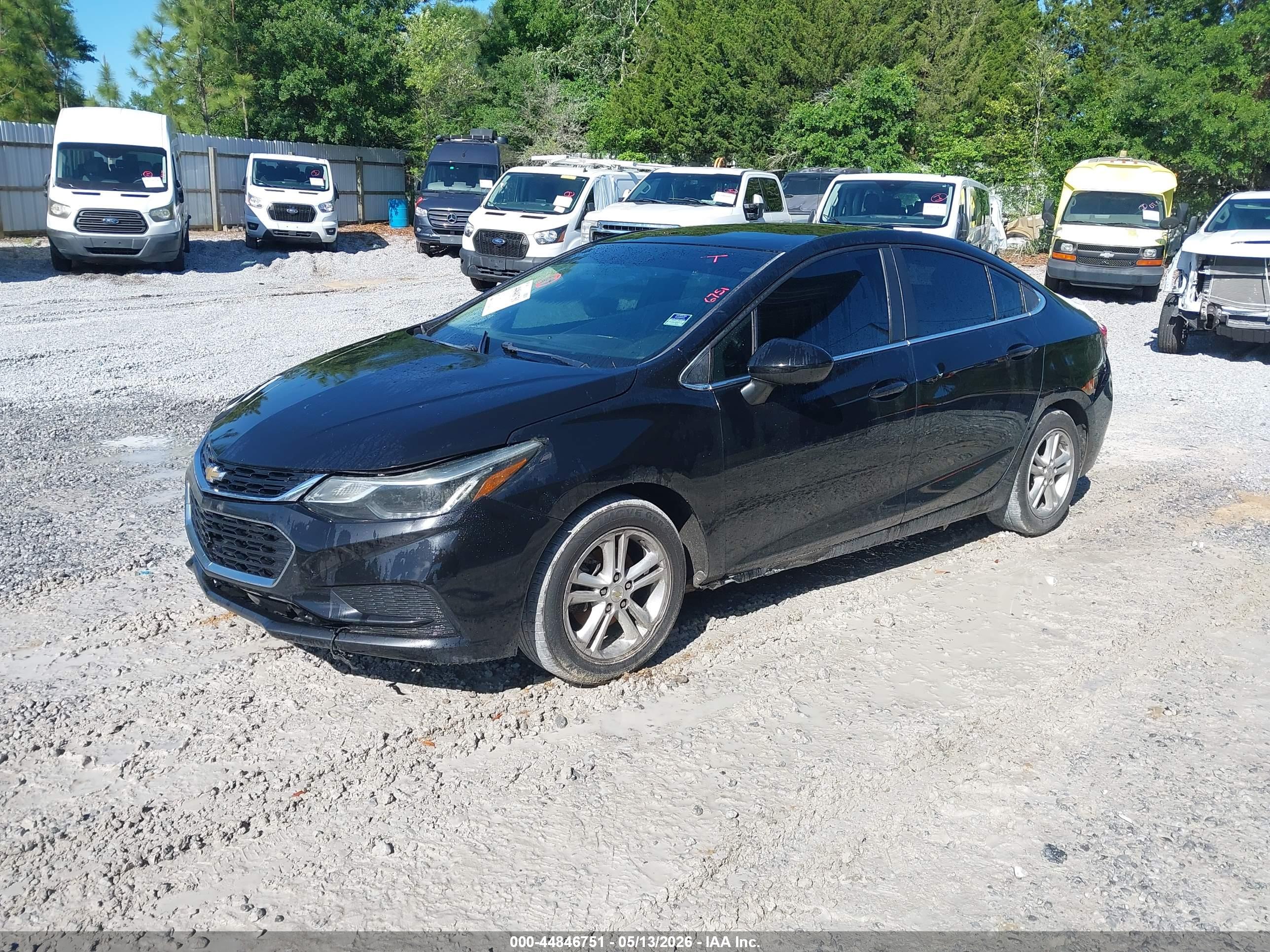 CHEVROLET CRUZE image 2