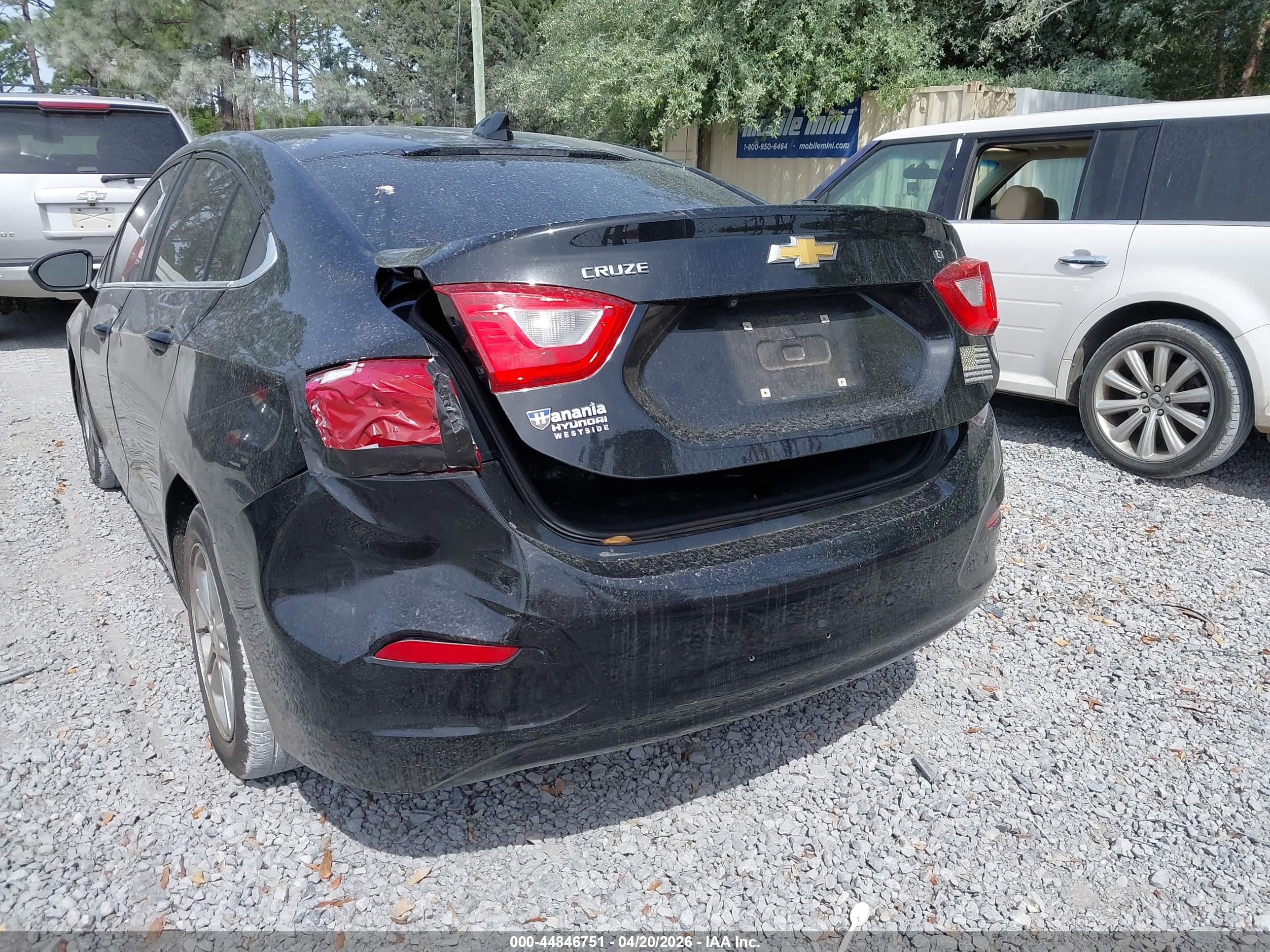 CHEVROLET CRUZE image 6