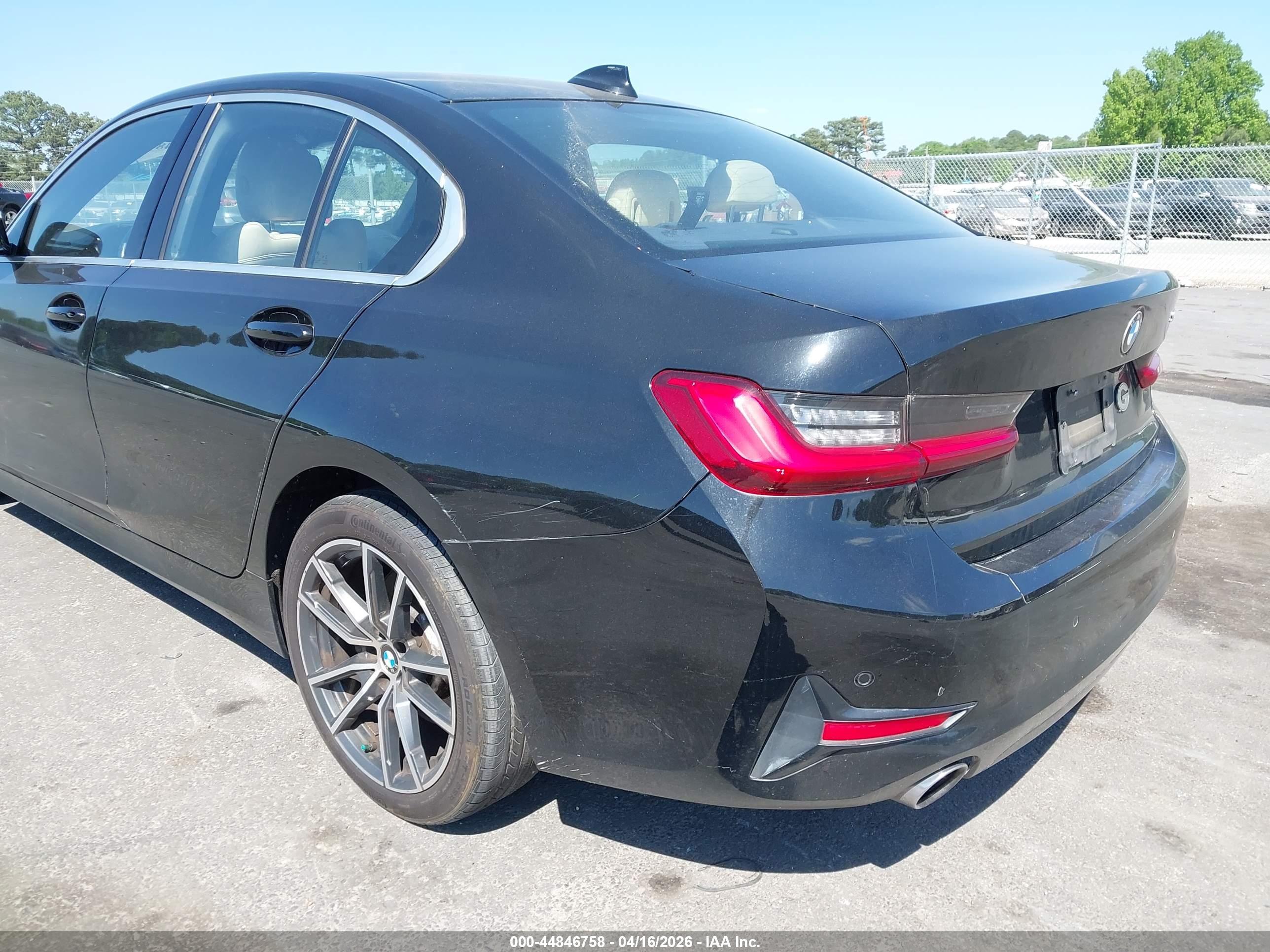 BMW 330I image 6