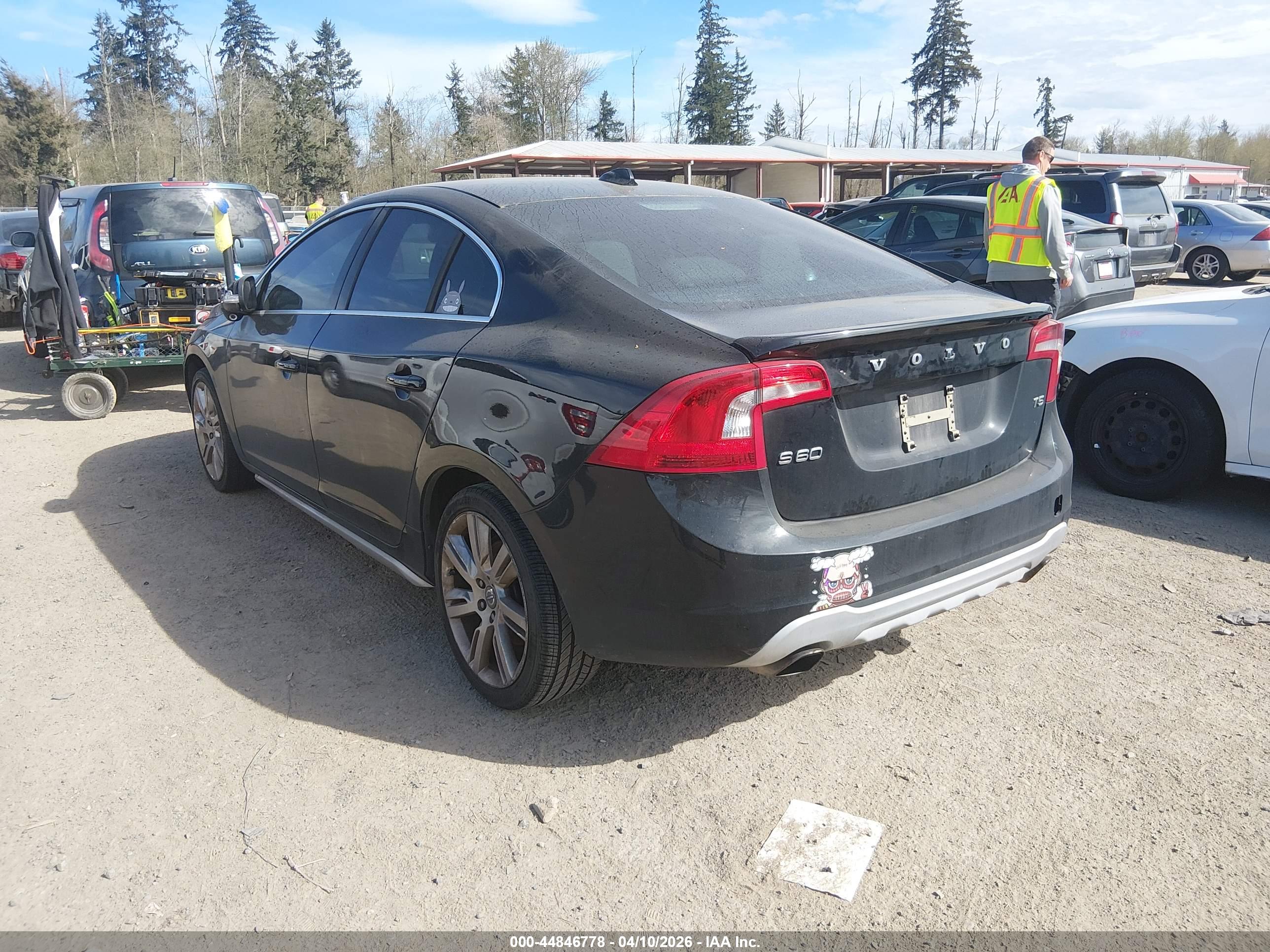 VOLVO S60 image 3