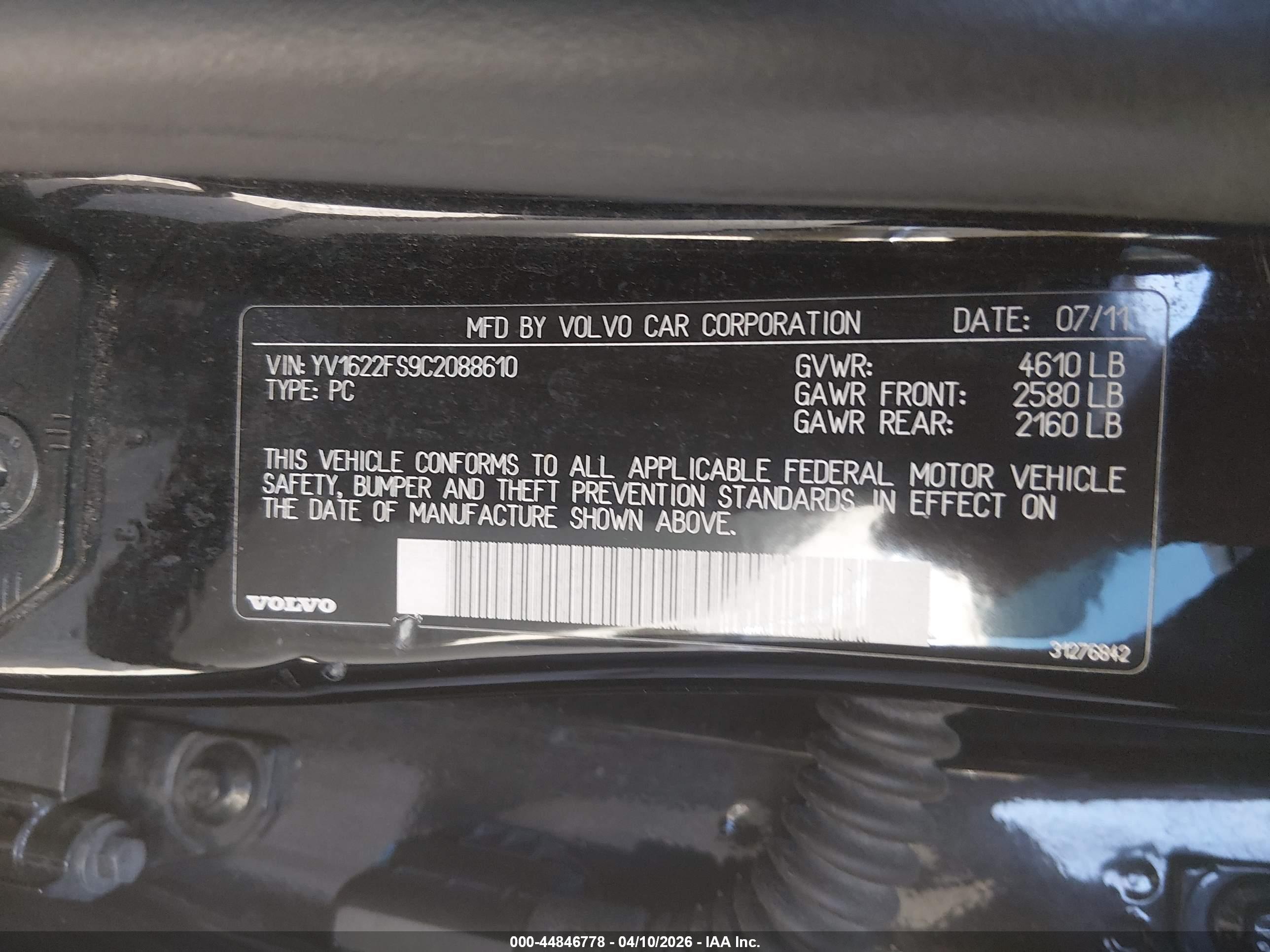 VOLVO S60 image 9